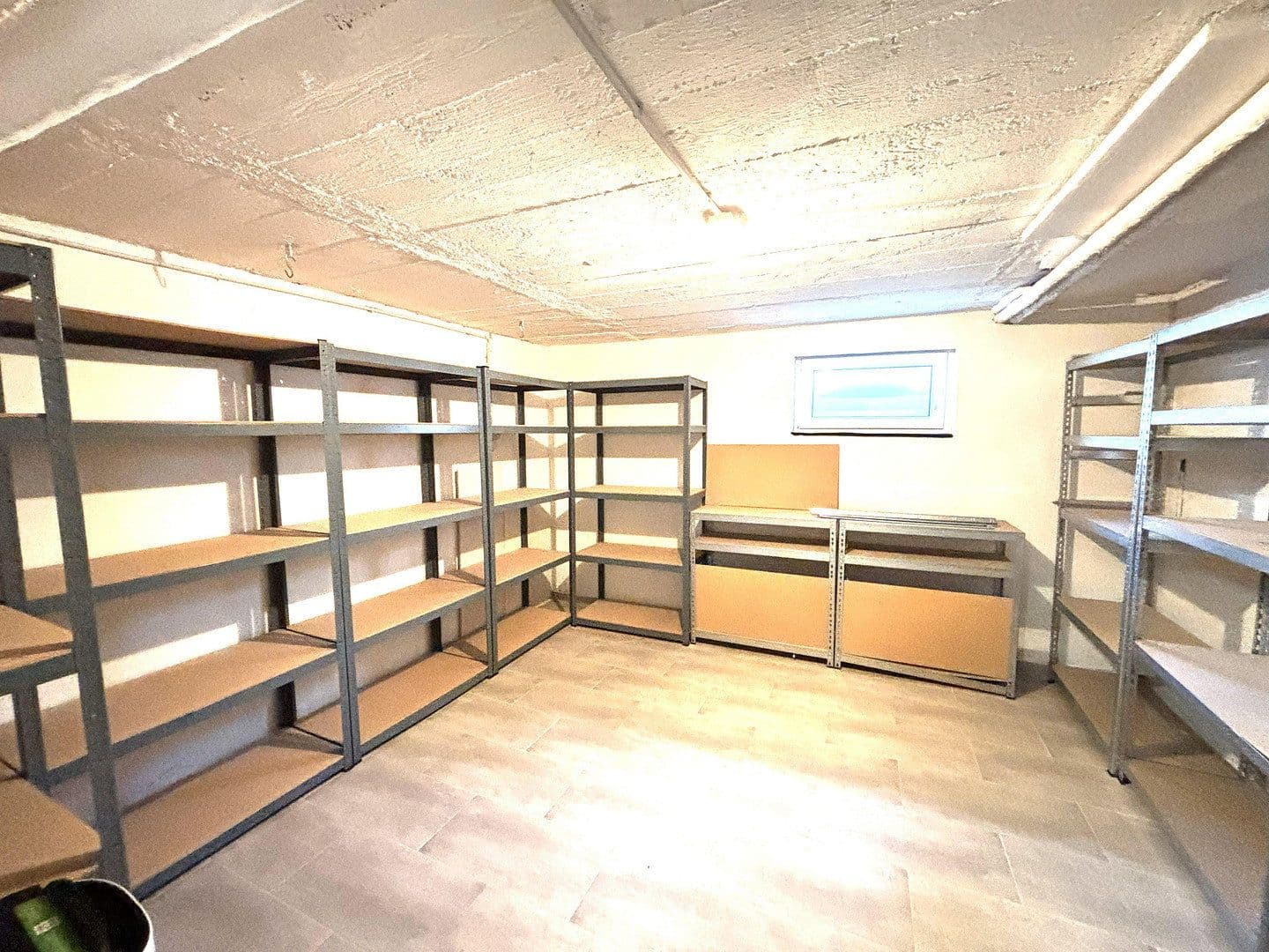 Prenájom domu 135 m², pozemok 500 m², Baierbrunn, Bavorsko Prenájom domu 135 m², pozemok 500 m², Baierbrunn, Bavorsko