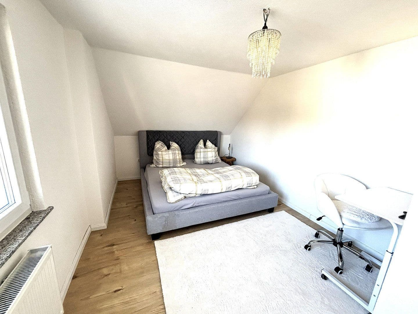 Prenájom domu 135 m², pozemok 500 m², Baierbrunn, Bavorsko Prenájom domu 135 m², pozemok 500 m², Baierbrunn, Bavorsko