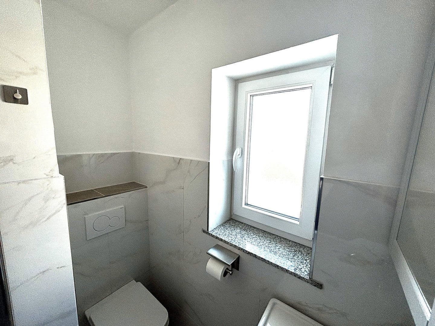 Prenájom domu 135 m², pozemok 500 m², Baierbrunn, Bavorsko Prenájom domu 135 m², pozemok 500 m², Baierbrunn, Bavorsko