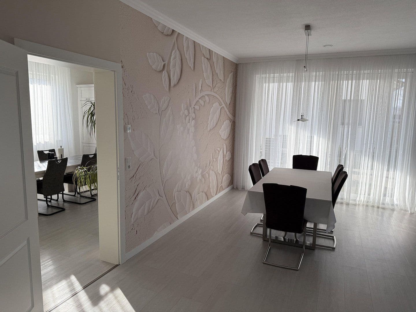 Predaj domu 390 m², pozemok 727 m², Satteldorf, Bádensko-Wurttembersko Predaj domu 390 m², pozemok 727 m², Satteldorf, Bádensko-Wurttembersko