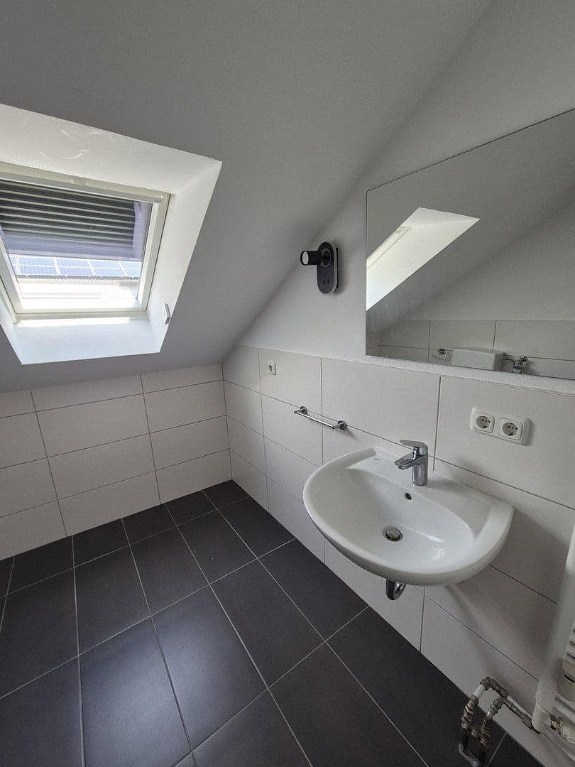 Prenájom bytu 3-izbový 75 m², Nandlstadt, Bavorsko Prenájom bytu 3-izbový 75 m², Nandlstadt, Bavorsko
