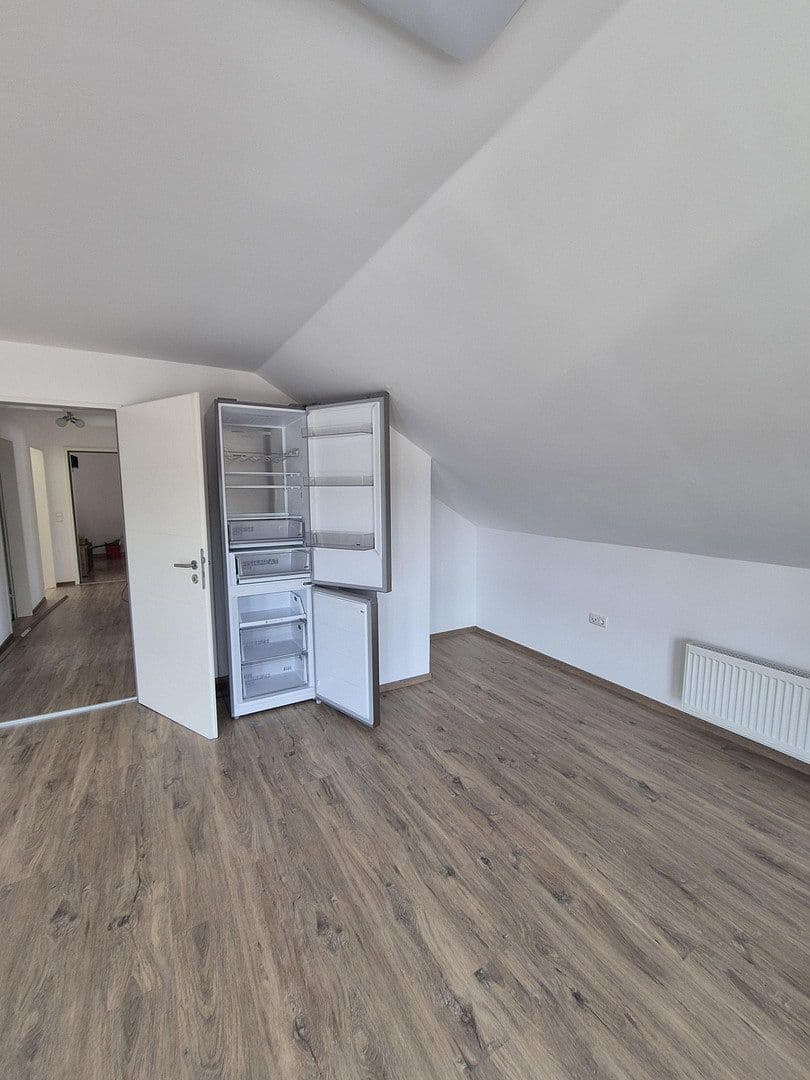 Prenájom bytu 3-izbový 75 m², Nandlstadt, Bavorsko Prenájom bytu 3-izbový 75 m², Nandlstadt, Bavorsko