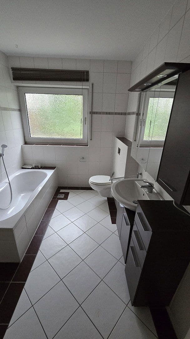 Predaj domu 325 m², pozemok 943 m², Weilburg, Hesensko Predaj domu 325 m², pozemok 943 m², Weilburg, Hesensko