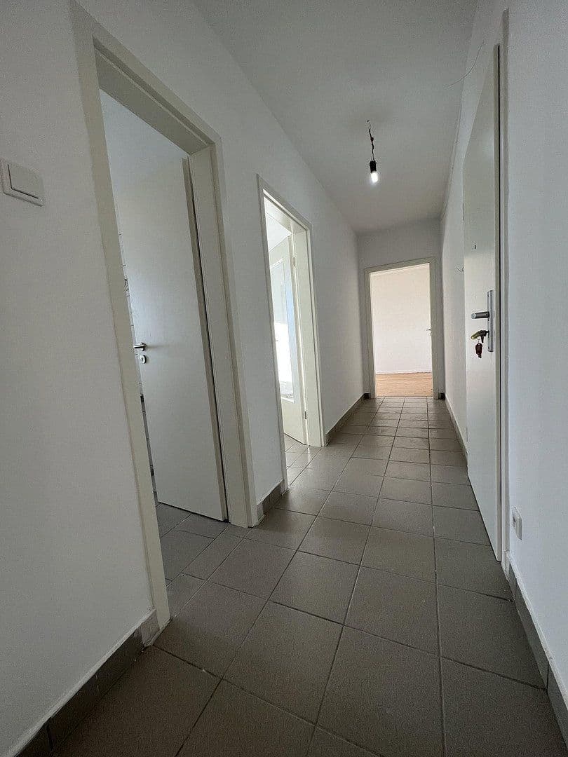 Prenájom bytu 2-izbový 60 m², Platz der Republik 50a, Wuppertal, Severné Porýnie - Westfálsko Prenájom bytu 2-izbový 60 m², Platz der Republik 50a, Wuppertal, Severné Porýnie - Westfálsko