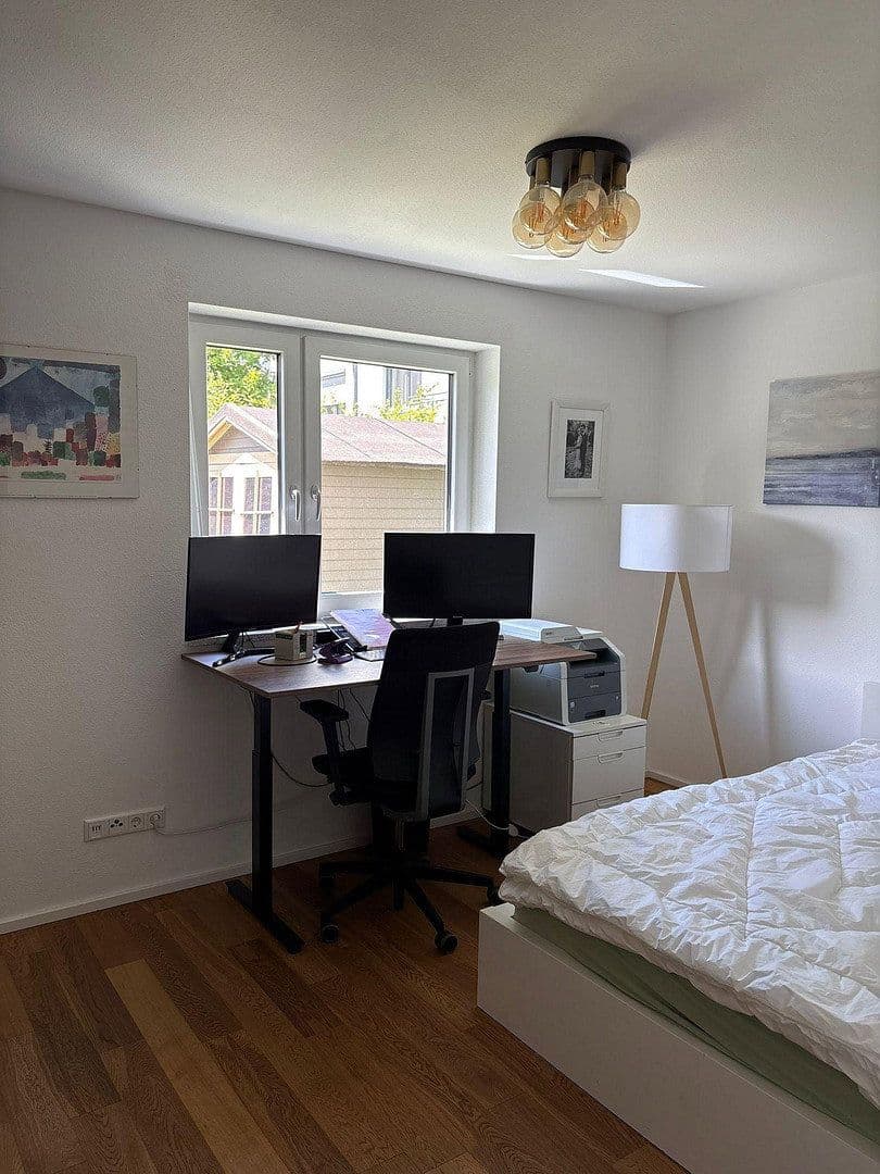 Prenájom bytu 3-izbový 99 m², Niels-Bohr-Str. 8, Garching, Bavorsko Prenájom bytu 3-izbový 99 m², Niels-Bohr-Str. 8, Garching, Bavorsko