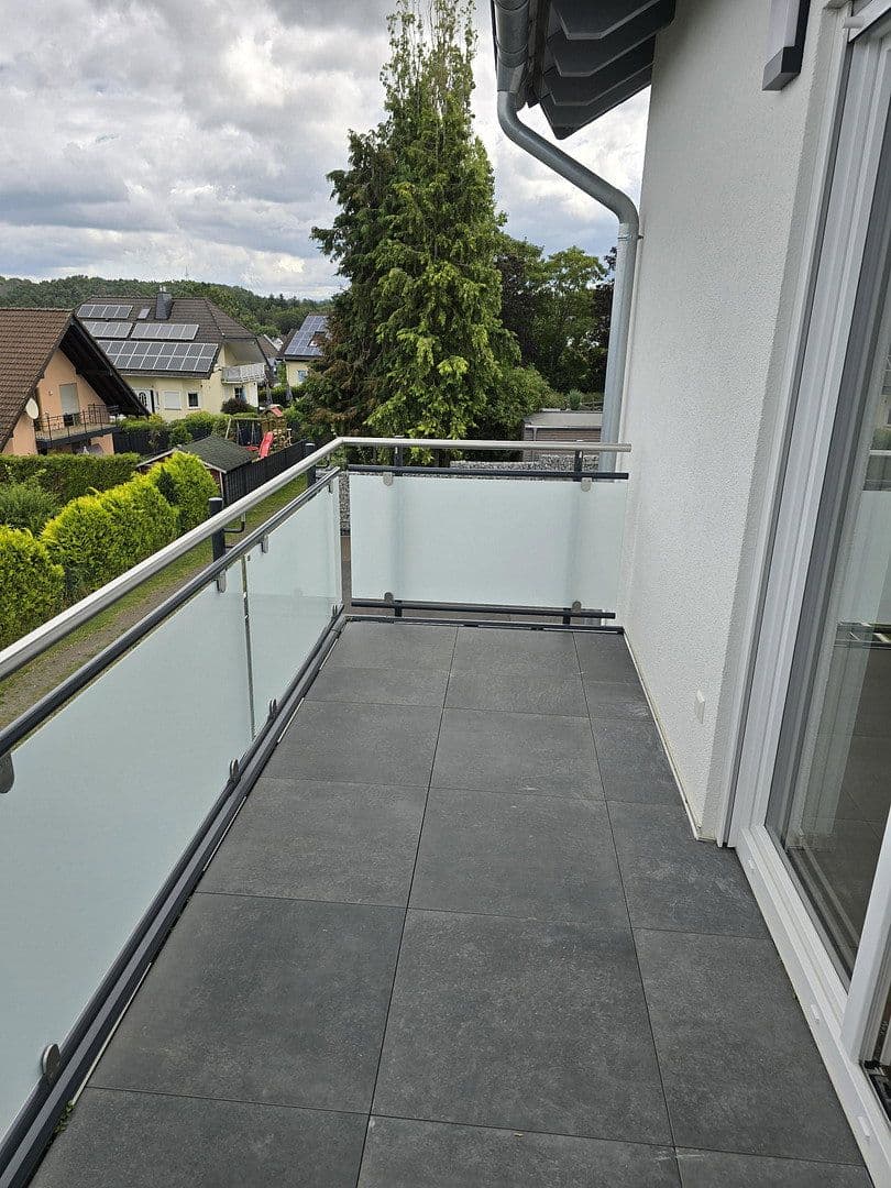 Prenájom bytu 3-izbový 95 m², Buchenstraße 14, Emmelshausen, Porýnie-Falcko Prenájom bytu 3-izbový 95 m², Buchenstraße 14, Emmelshausen, Porýnie-Falcko