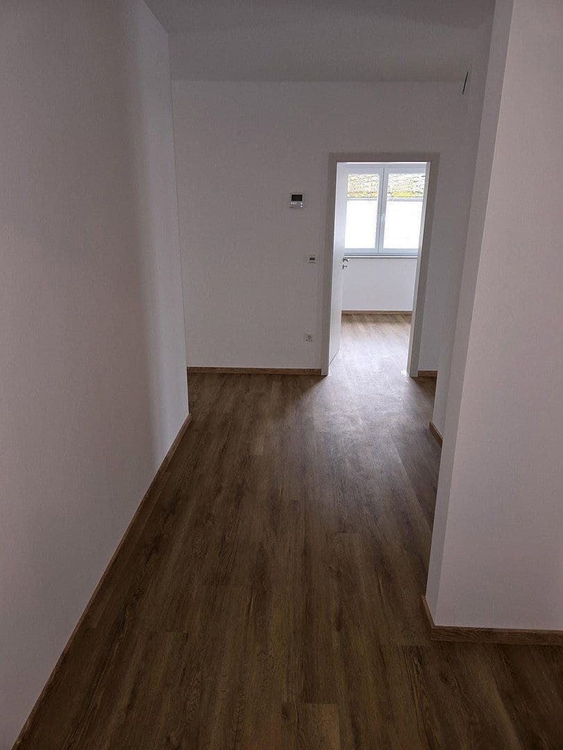 Prenájom bytu 3-izbový 95 m², Buchenstraße 14, Emmelshausen, Porýnie-Falcko Prenájom bytu 3-izbový 95 m², Buchenstraße 14, Emmelshausen, Porýnie-Falcko