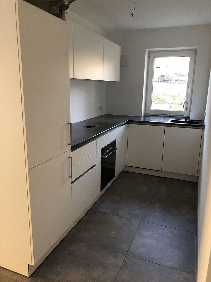 Prenájom bytu 3-izbový 70 m², Senserbergstr. 1 / Haus 5, Fürstenfeldbruck, Bavorsko Prenájom bytu 3-izbový 70 m², Senserbergstr. 1 / Haus 5, Fürstenfeldbruck, Bavorsko