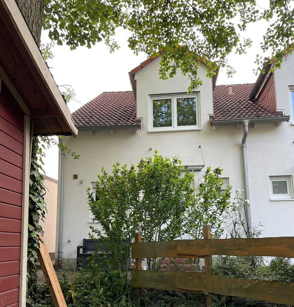 Prenájom domu 95 m², pozemok 151 m², Jahnstraße 13b, Jugenheim in Rheinhessen, Porýnie-Falcko Prenájom domu 95 m², pozemok 151 m², Jahnstraße 13b, Jugenheim in Rheinhessen, Porýnie-Falcko