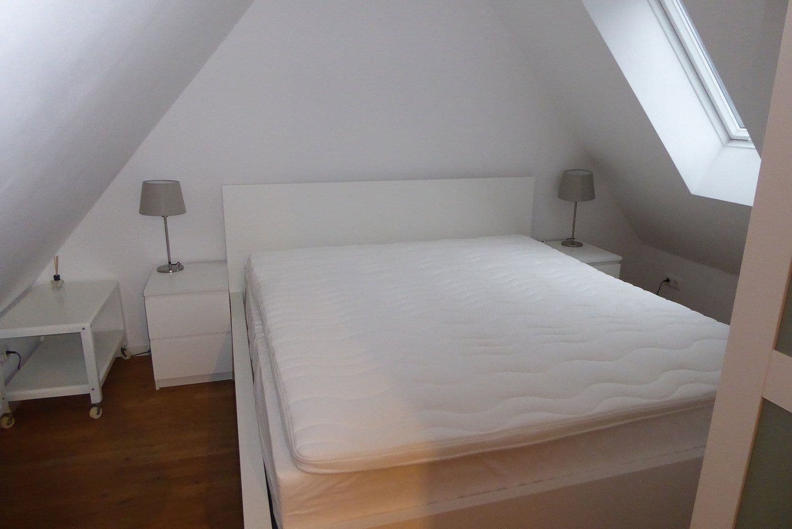 Prenájom bytu 2-izbový 55 m², Hamburg, Hamburg Prenájom bytu 2-izbový 55 m², Hamburg, Hamburg