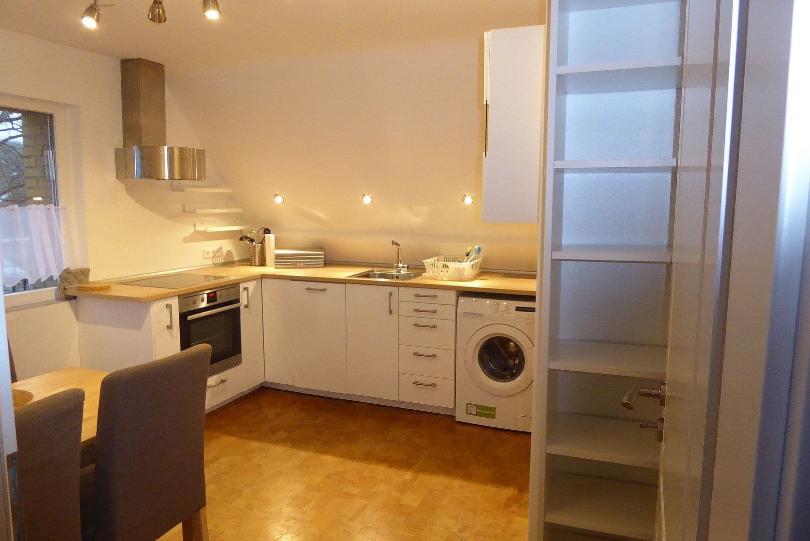 Prenájom bytu 2-izbový 55 m², Hamburg, Hamburg Prenájom bytu 2-izbový 55 m², Hamburg, Hamburg