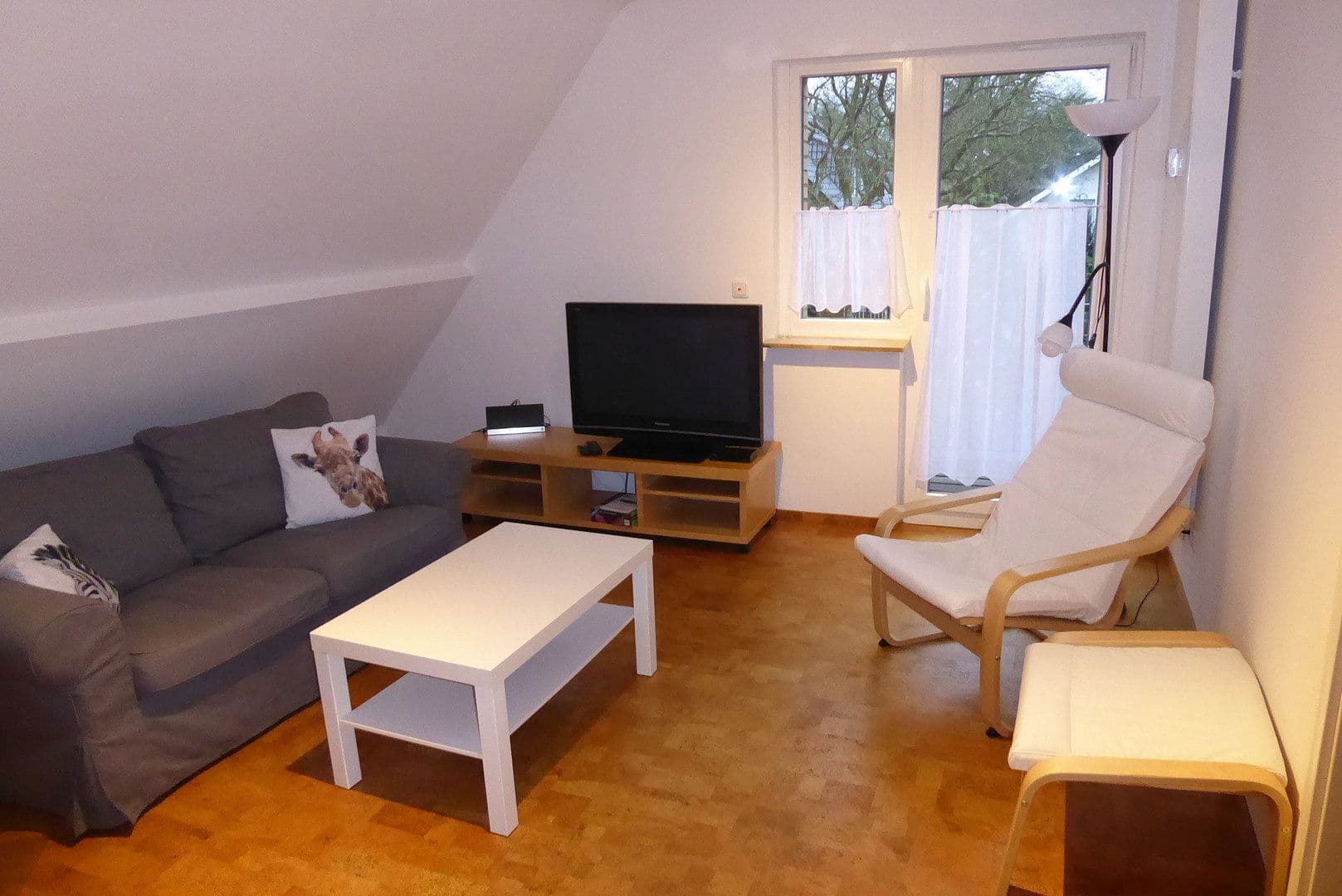 Prenájom bytu 2-izbový 55 m², Hamburg, Hamburg Prenájom bytu 2-izbový 55 m², Hamburg, Hamburg