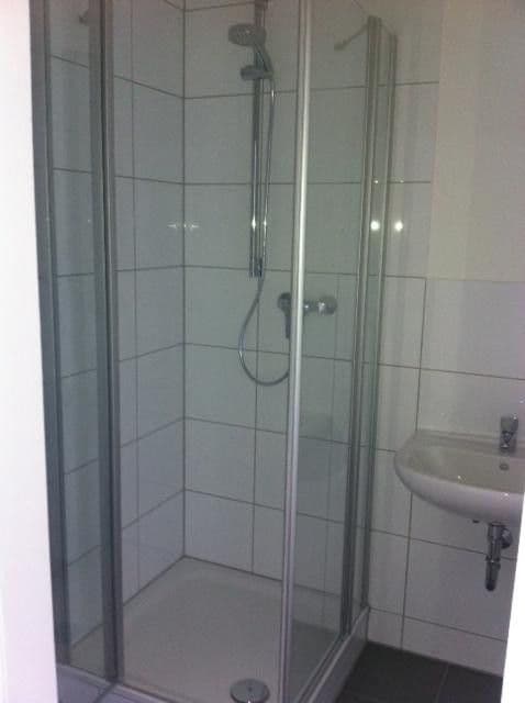 Prenájom bytu 1-izbový 56 m², Grunerstr. 70, Düsseldorf, Severné Porýnie - Westfálsko Prenájom bytu 1-izbový 56 m², Grunerstr. 70, Düsseldorf, Severné Porýnie - Westfálsko