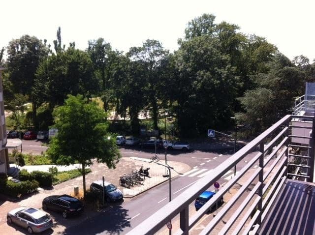 Prenájom bytu 1-izbový 56 m², Grunerstr. 70, Düsseldorf, Severné Porýnie - Westfálsko Prenájom bytu 1-izbový 56 m², Grunerstr. 70, Düsseldorf, Severné Porýnie - Westfálsko