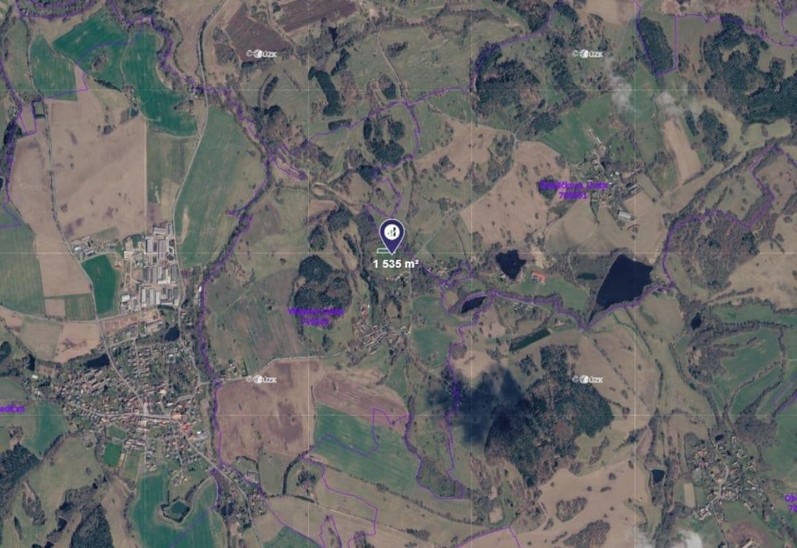 Predaj pozemku 1.535 m², Petrovice, Středočeský kraj Predaj pozemku 1.535 m², Petrovice, Středočeský kraj