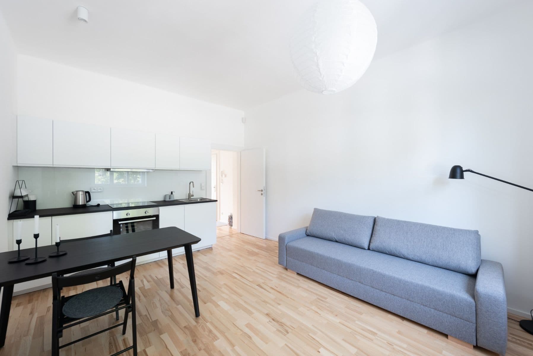Prenájom bytu 2-izbový 40 m², náměstí Před Bateriemi, Praha, Praha Prenájom bytu 2-izbový 40 m², náměstí Před Bateriemi, Praha, Praha