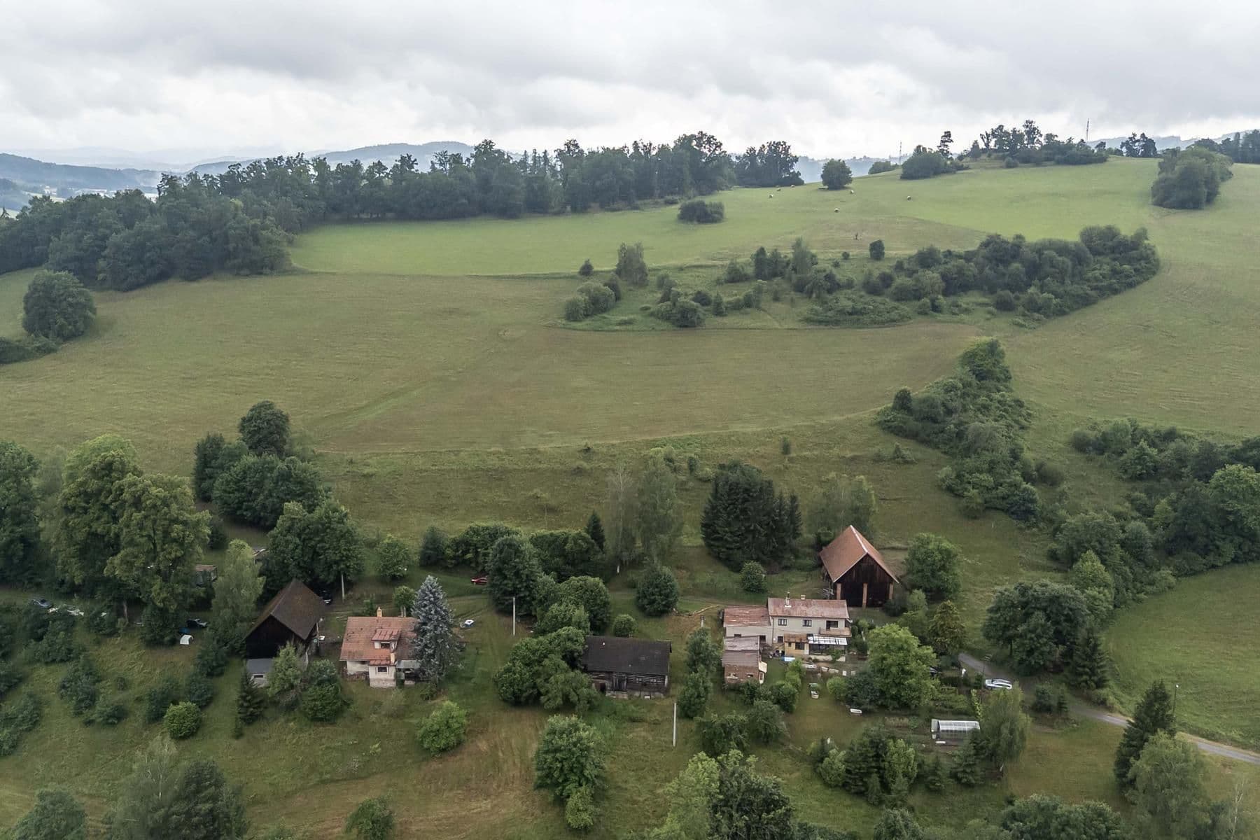 Predaj pozemku 4.517 m², Slaná, Liberecký kraj Predaj pozemku 4.517 m², Slaná, Liberecký kraj