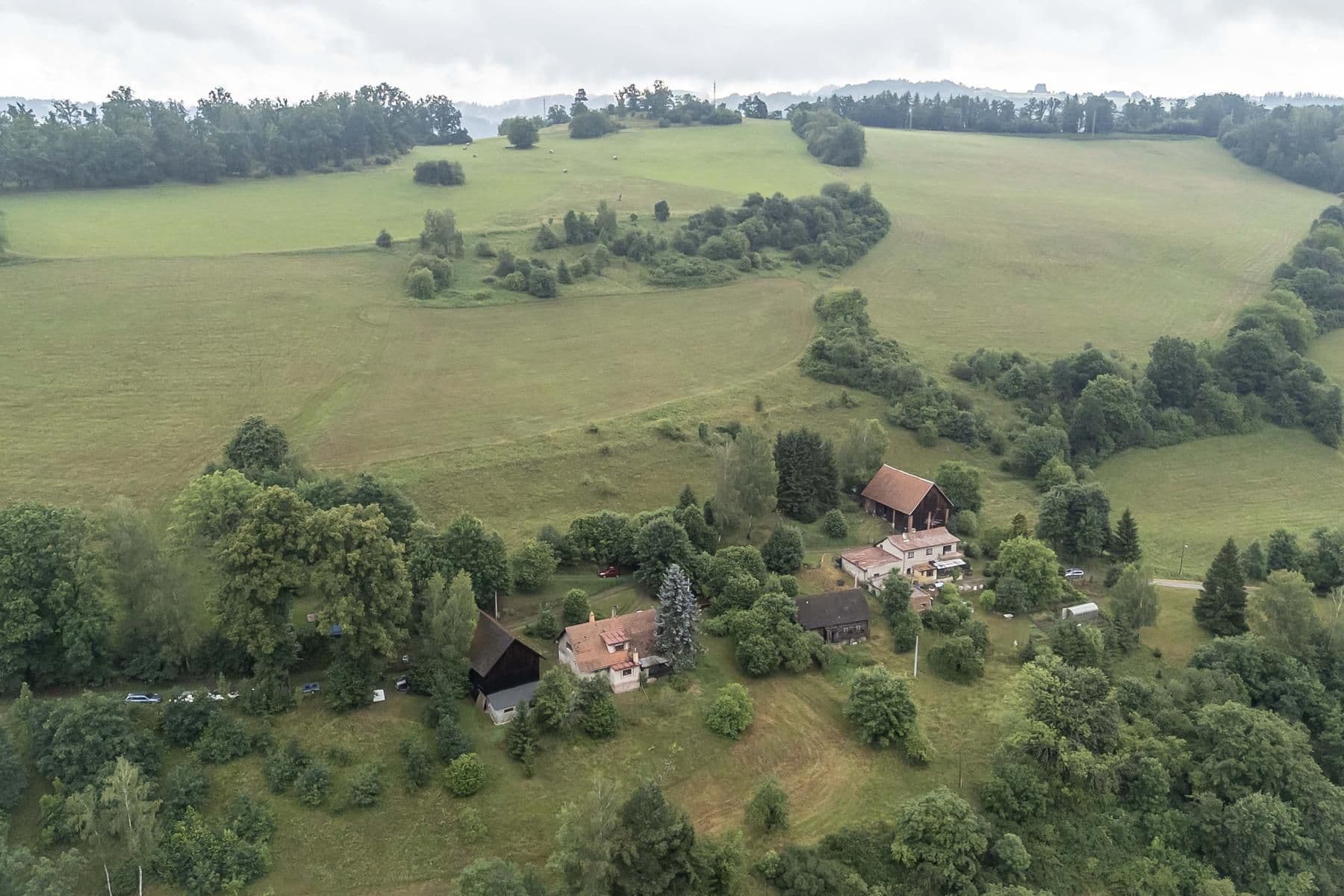 Predaj pozemku 4.517 m², Slaná, Liberecký kraj Predaj pozemku 4.517 m², Slaná, Liberecký kraj