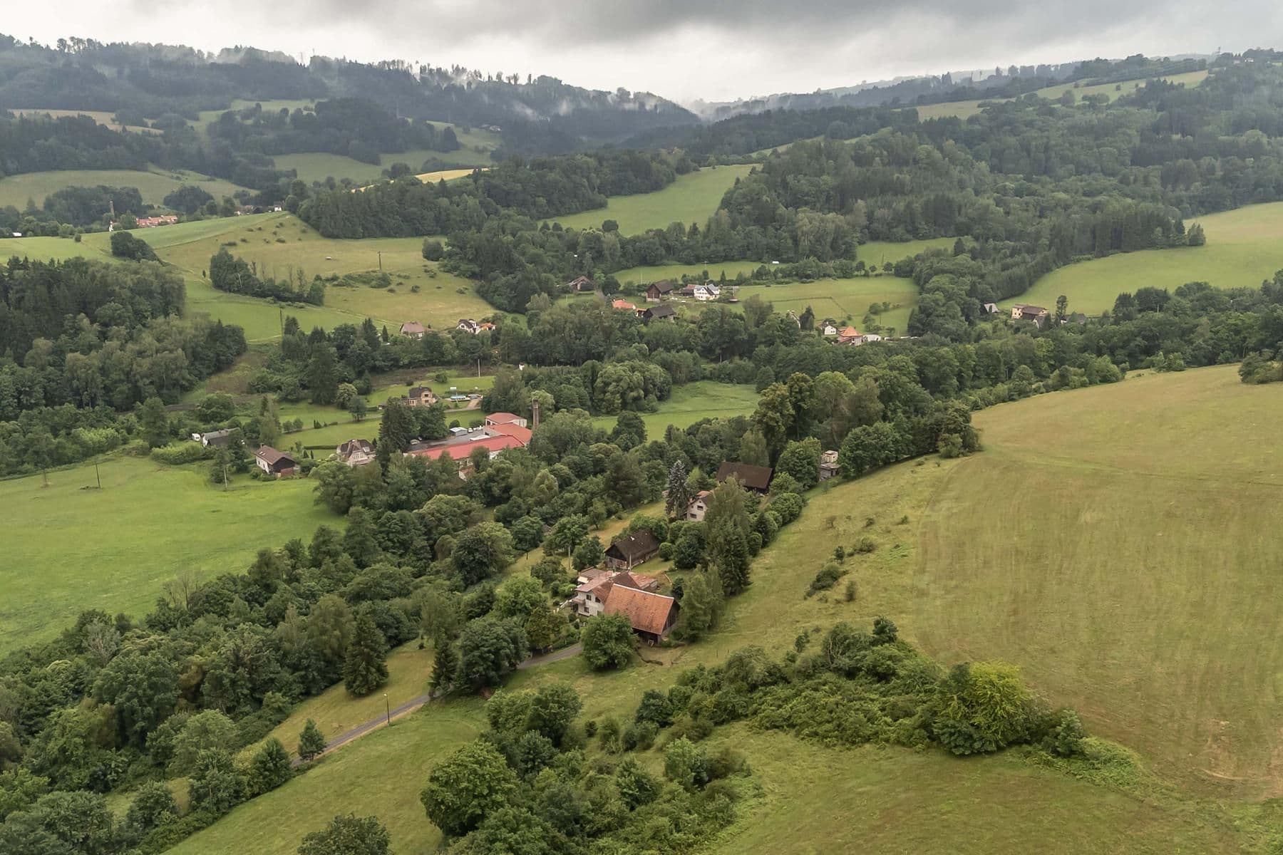 Predaj pozemku 4.517 m², Slaná, Liberecký kraj Predaj pozemku 4.517 m², Slaná, Liberecký kraj