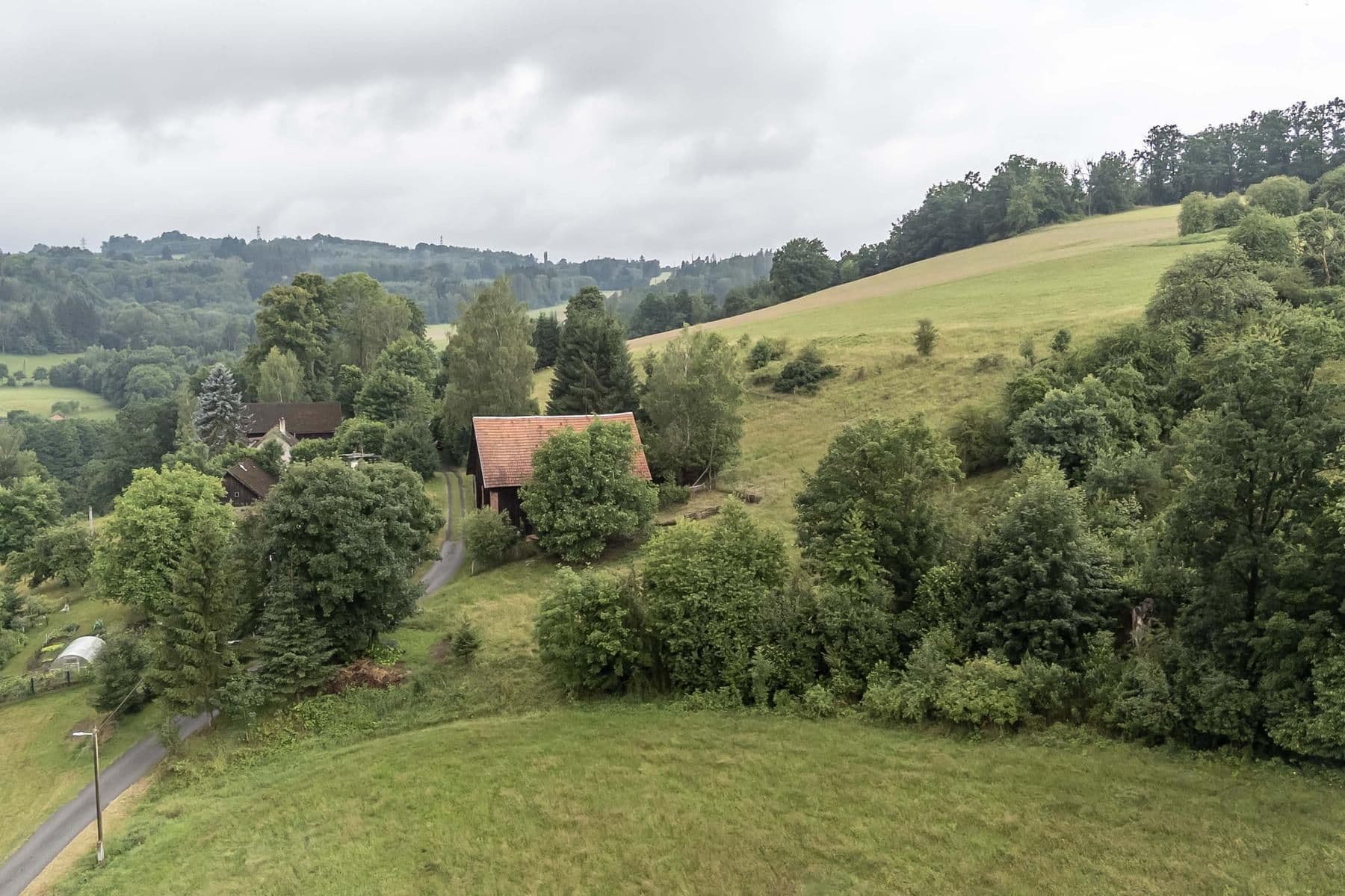 Predaj pozemku 4.517 m², Slaná, Liberecký kraj Predaj pozemku 4.517 m², Slaná, Liberecký kraj