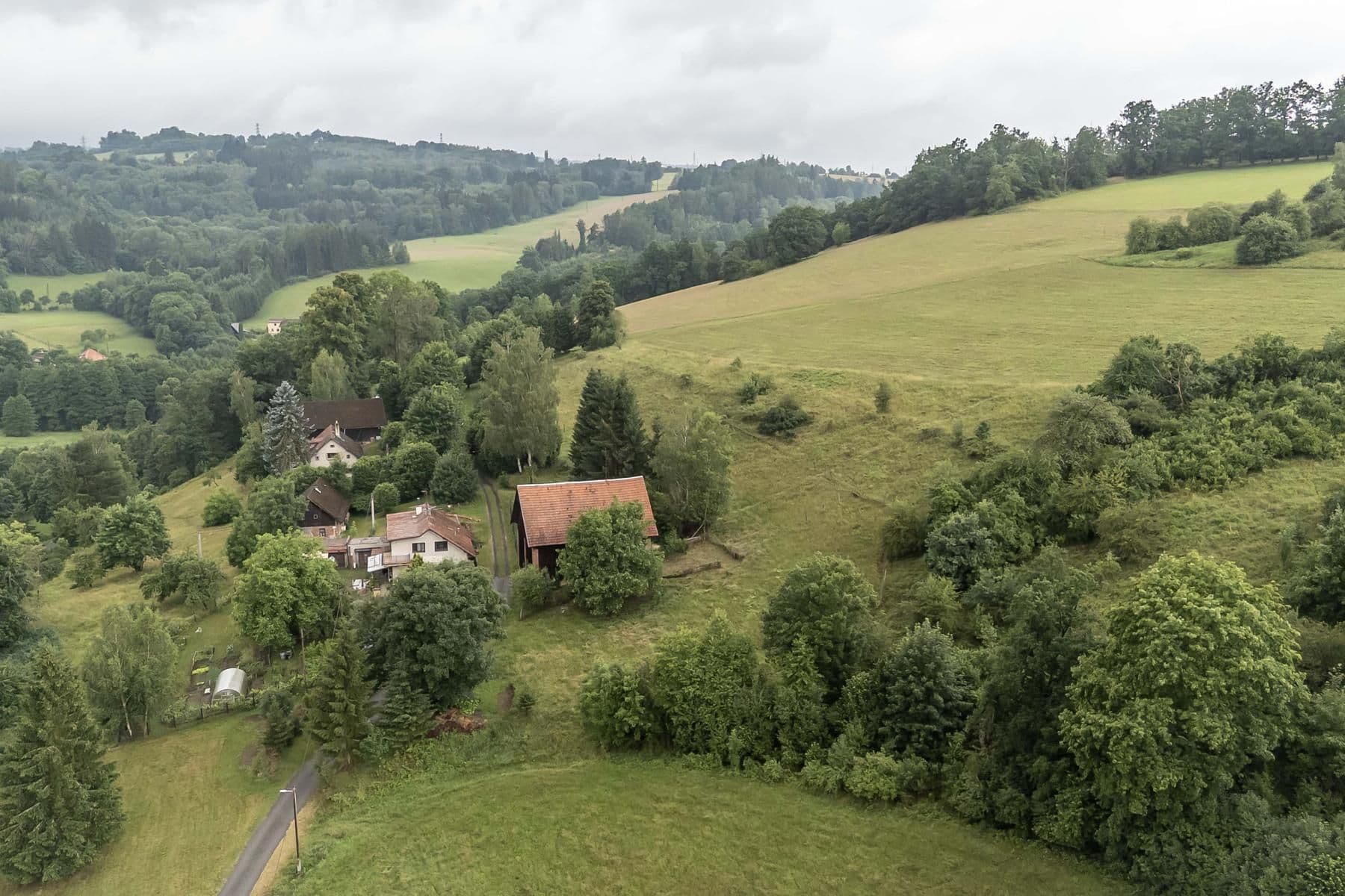 Predaj pozemku 4.517 m², Slaná, Liberecký kraj Predaj pozemku 4.517 m², Slaná, Liberecký kraj