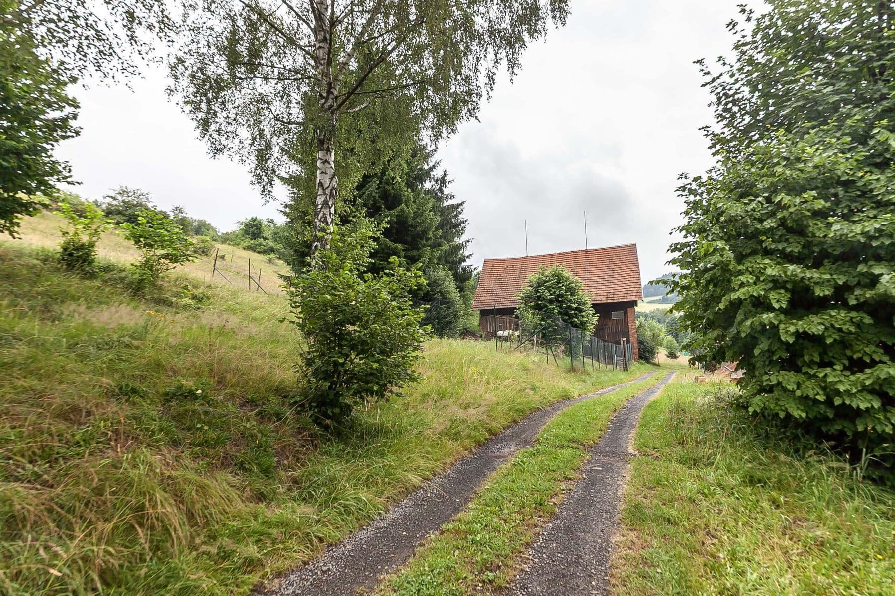 Predaj pozemku 4.517 m², Slaná, Liberecký kraj Predaj pozemku 4.517 m², Slaná, Liberecký kraj