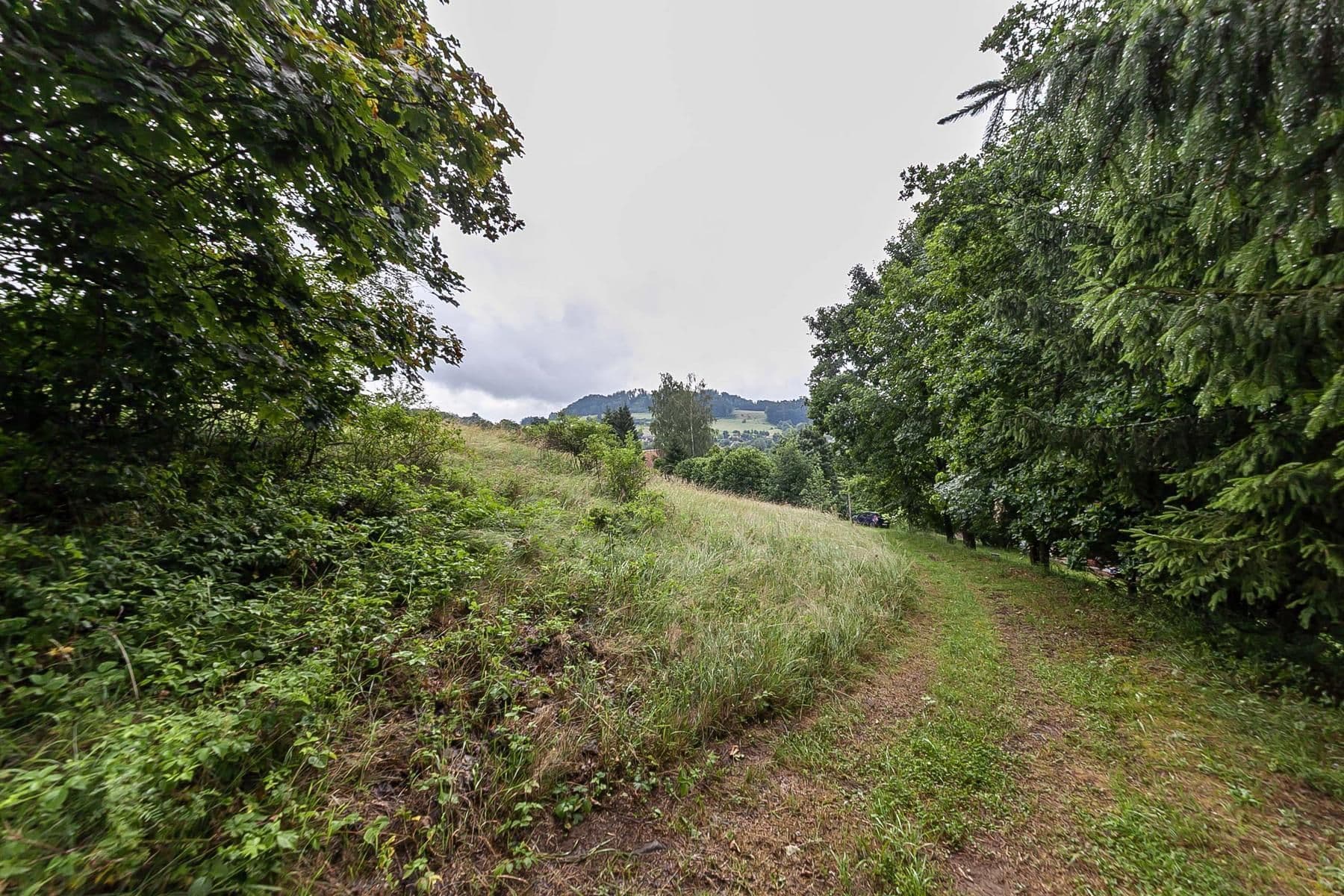 Predaj pozemku 4.517 m², Slaná, Liberecký kraj Predaj pozemku 4.517 m², Slaná, Liberecký kraj