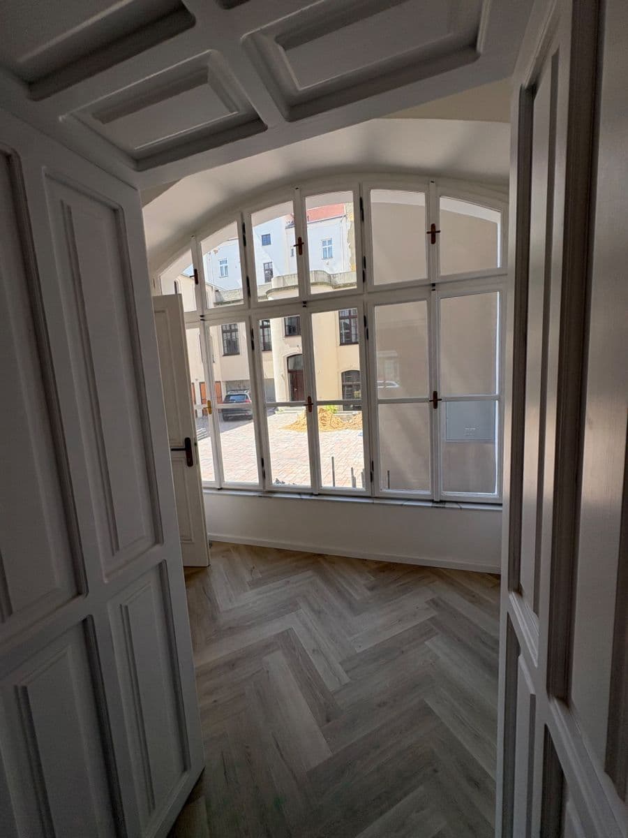 Prenájom bytu 1-izbový 42 m², Šmeralova, Praha, Praha Prenájom bytu 1-izbový 42 m², Šmeralova, Praha, Praha