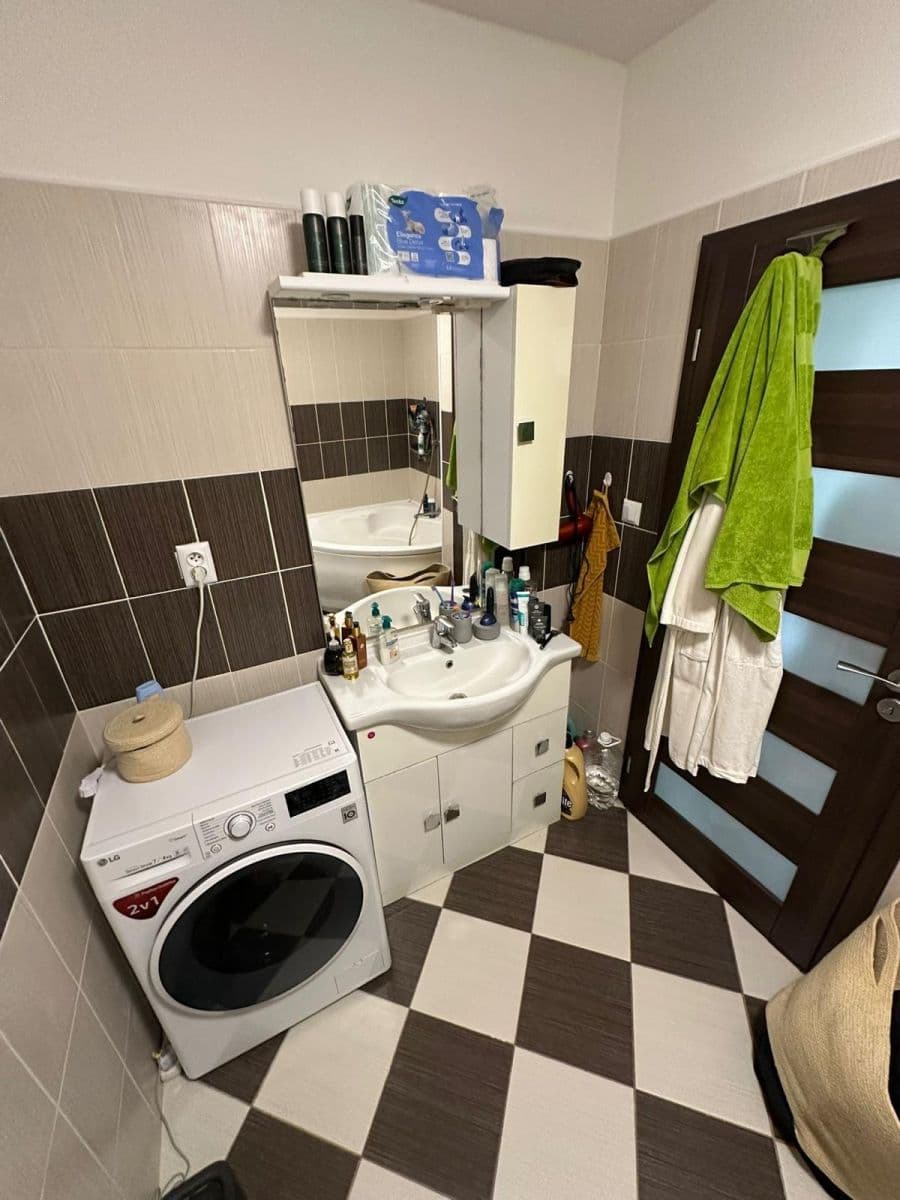 Predaj bytu 2-izbový 54 m², Třebízského, Kralupy nad Vltavou, Středočeský kraj Predaj bytu 2-izbový 54 m², Třebízského, Kralupy nad Vltavou, Středočeský kraj