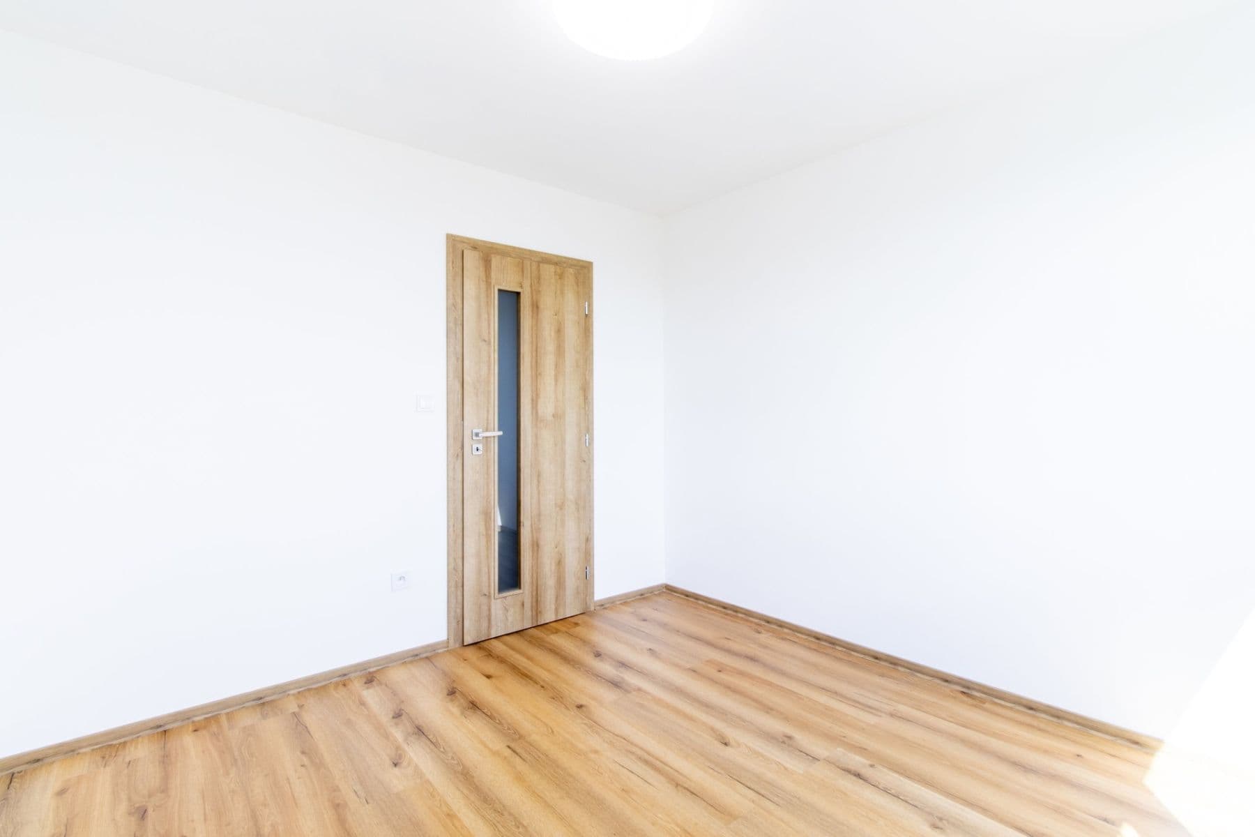 Prenájom bytu 3-izbový 65 m², Frýdlantská, Praha, Praha Prenájom bytu 3-izbový 65 m², Frýdlantská, Praha, Praha