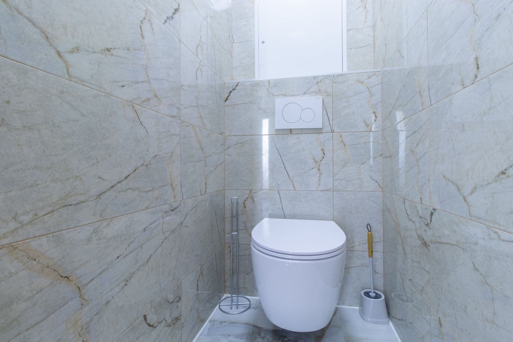 Prenájom bytu 3-izbový 65 m², Frýdlantská, Praha, Praha Prenájom bytu 3-izbový 65 m², Frýdlantská, Praha, Praha