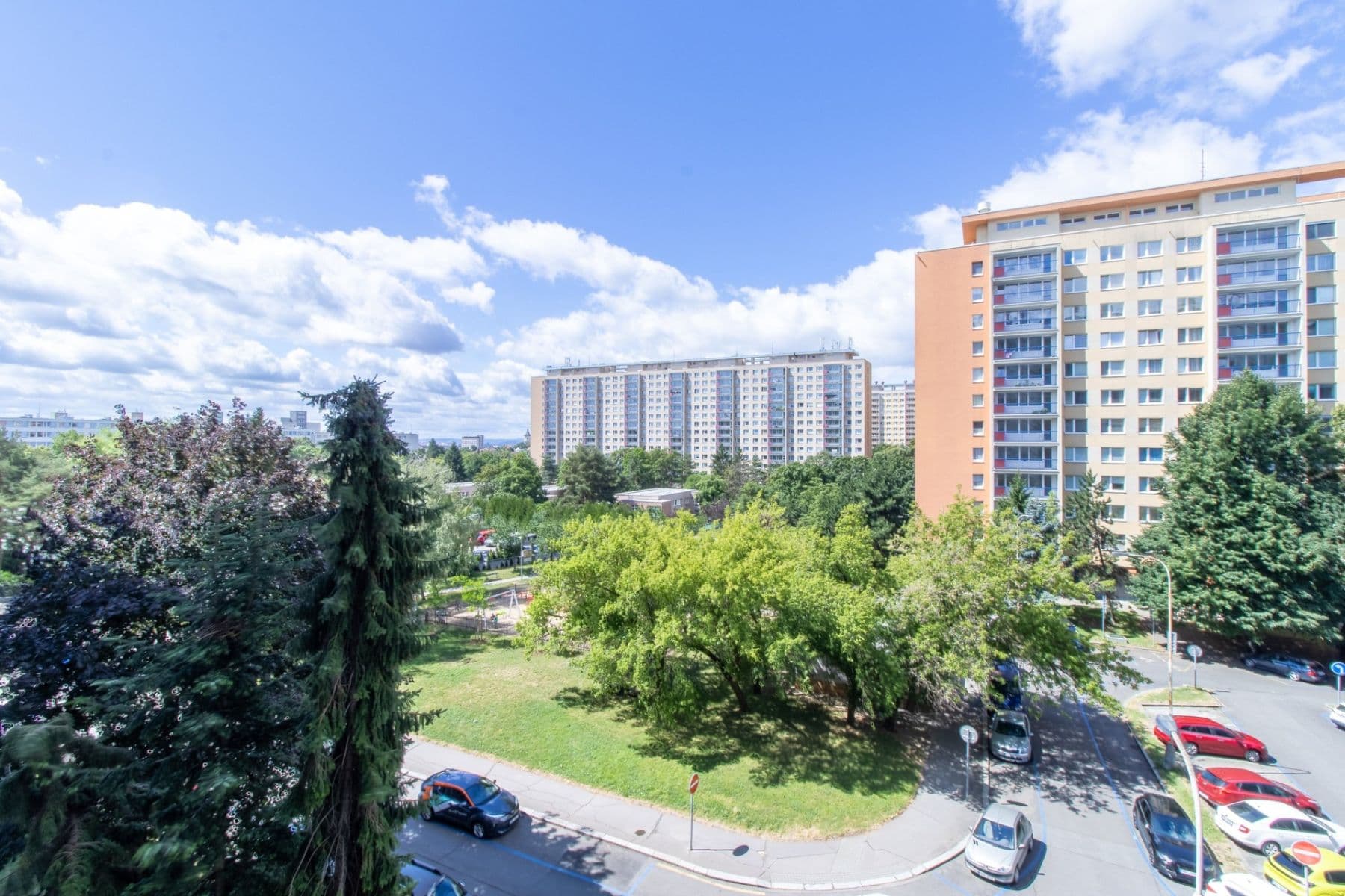 Prenájom bytu 3-izbový 65 m², Frýdlantská, Praha, Praha Prenájom bytu 3-izbový 65 m², Frýdlantská, Praha, Praha