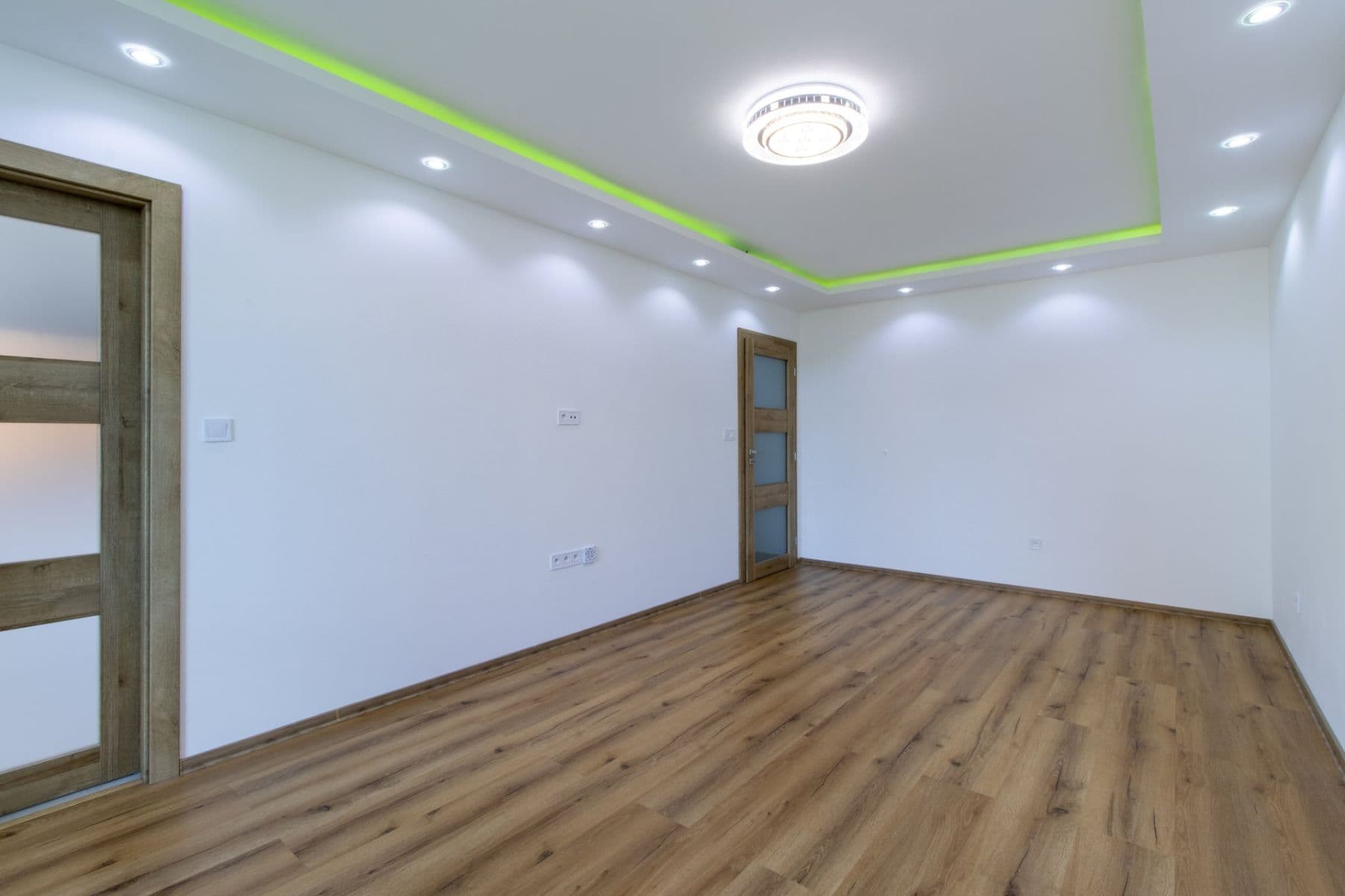 Prenájom bytu 3-izbový 65 m², Frýdlantská, Praha, Praha Prenájom bytu 3-izbový 65 m², Frýdlantská, Praha, Praha