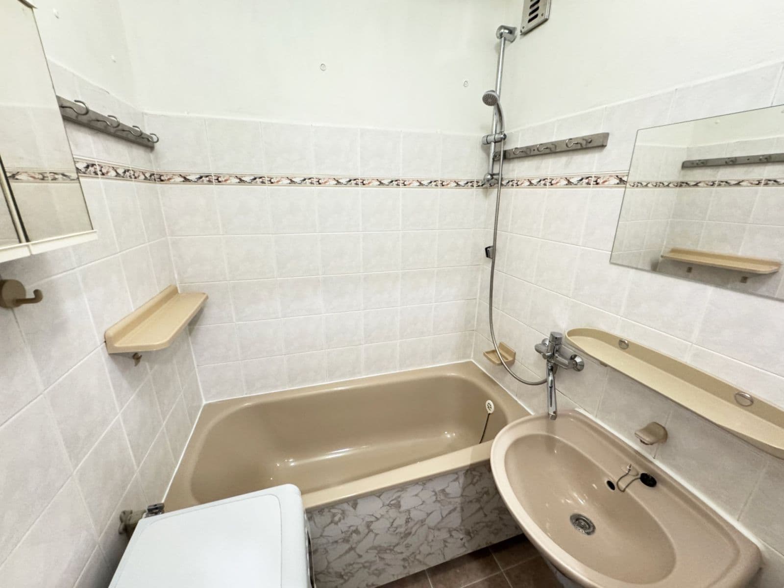 Prenájom bytu 2-izbový 53 m², V Úžlabině, Praha, Praha Prenájom bytu 2-izbový 53 m², V Úžlabině, Praha, Praha