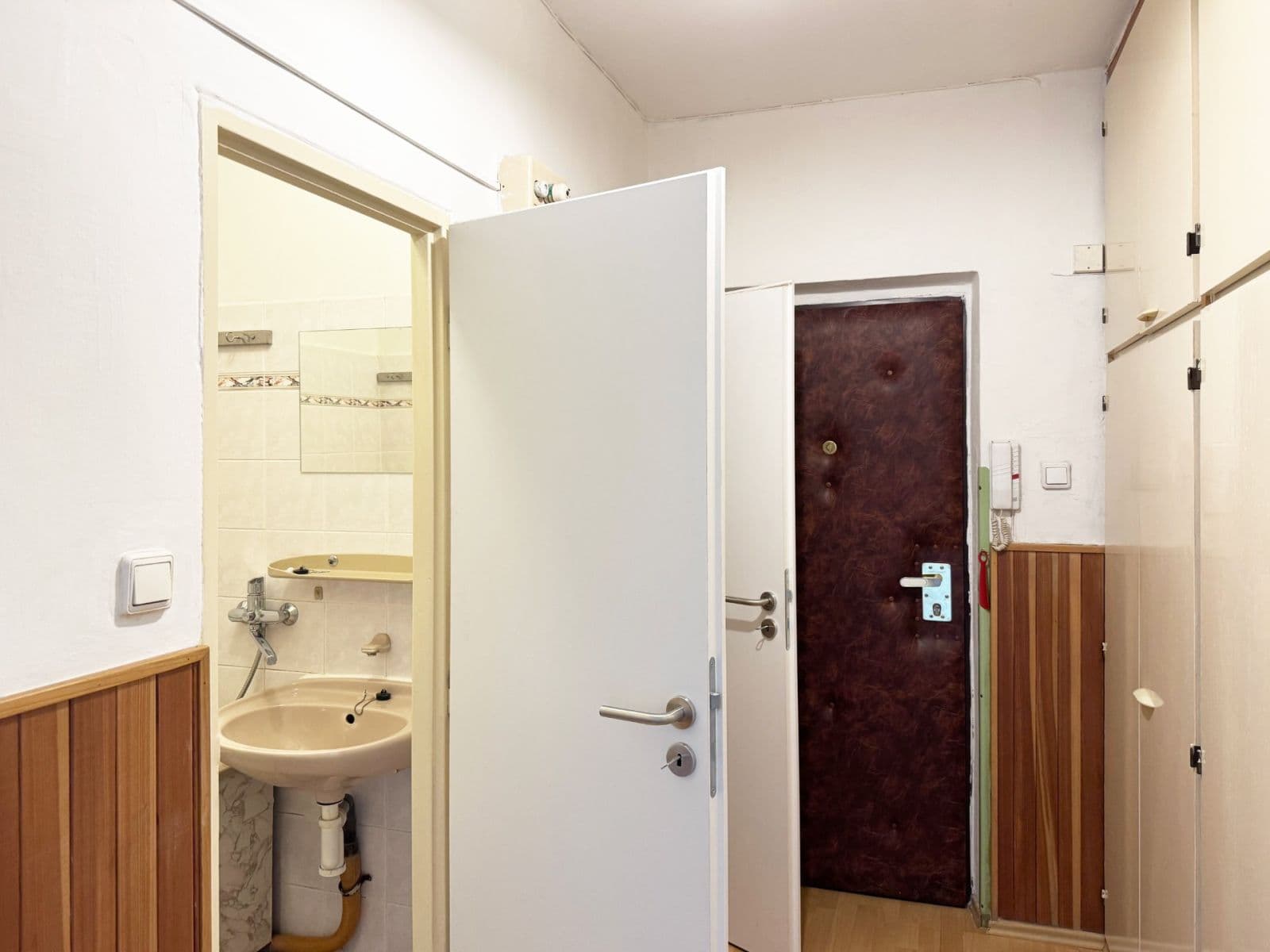 Prenájom bytu 2-izbový 53 m², V Úžlabině, Praha, Praha Prenájom bytu 2-izbový 53 m², V Úžlabině, Praha, Praha