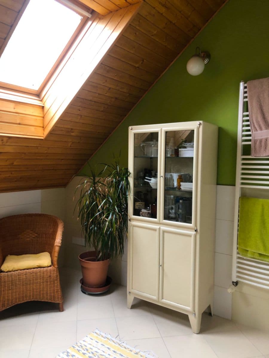 Predaj domu 241 m², pozemok 2.055 m², Jindřichův Hradec, Jihočeský kraj Predaj domu 241 m², pozemok 2.055 m², Jindřichův Hradec, Jihočeský kraj