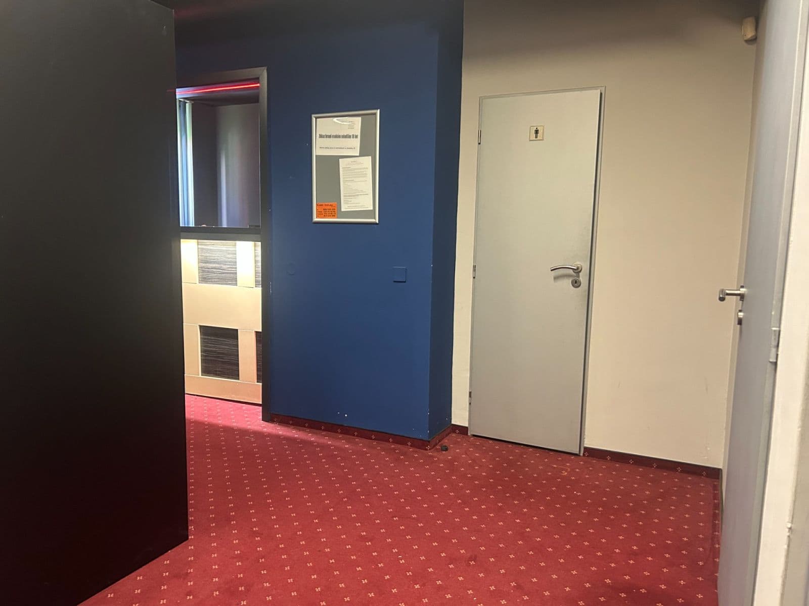 Prenájom nebytového priestoru 261 m², Plynárenská, Teplice, Ústecký kraj Prenájom nebytového priestoru 261 m², Plynárenská, Teplice, Ústecký kraj