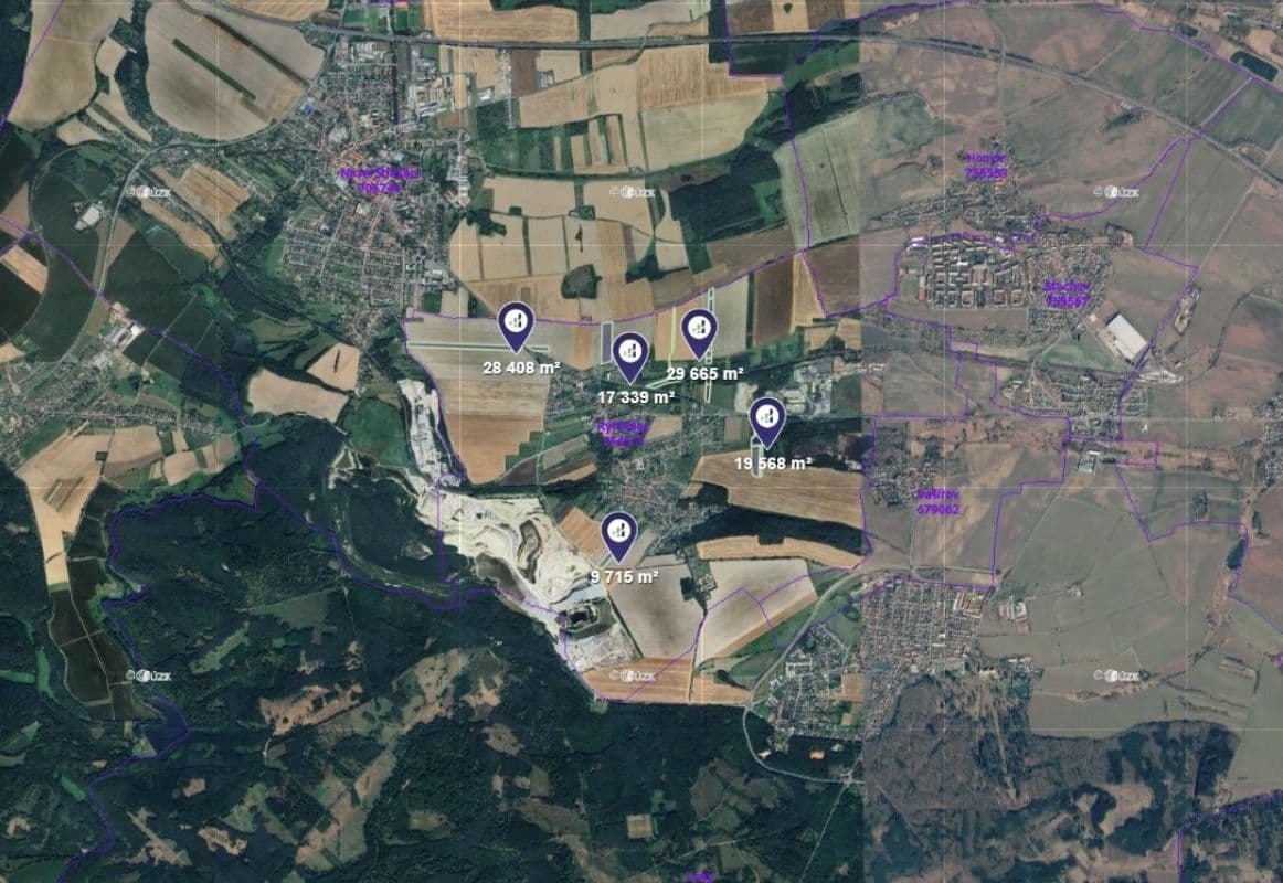 Predaj pozemku 104.695 m², Rynholec, Středočeský kraj Predaj pozemku 104.695 m², Rynholec, Středočeský kraj