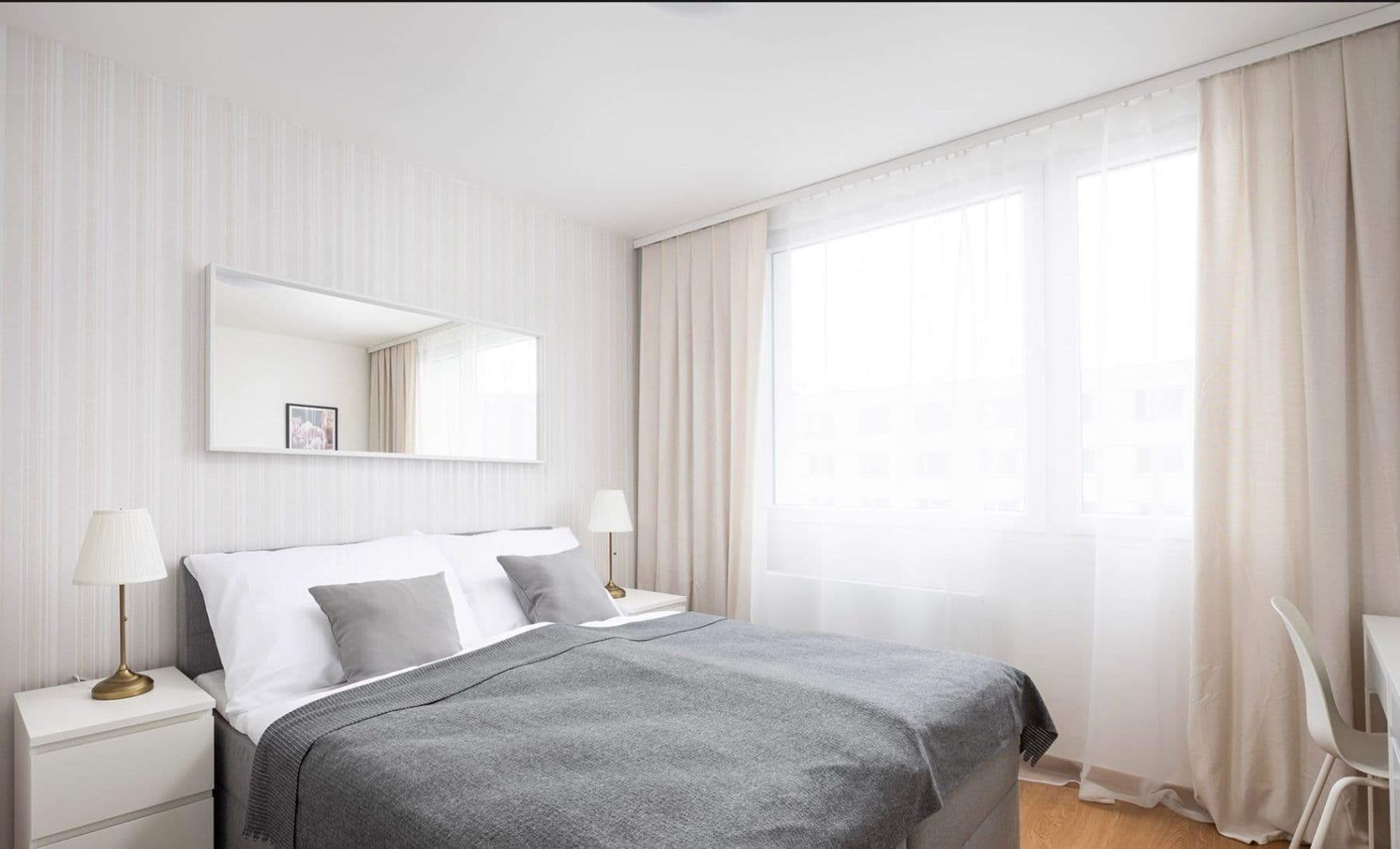 Prenájom bytu 1-izbový 32 m², Nerudova, Trmice, Ústecký kraj Prenájom bytu 1-izbový 32 m², Nerudova, Trmice, Ústecký kraj