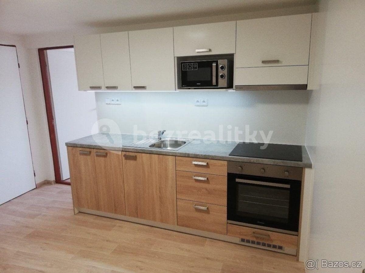 Prenájom bytu 1-izbový 40 m², Stráň, Luhačovice, Zlínský kraj Prenájom bytu 1-izbový 40 m², Stráň, Luhačovice, Zlínský kraj
