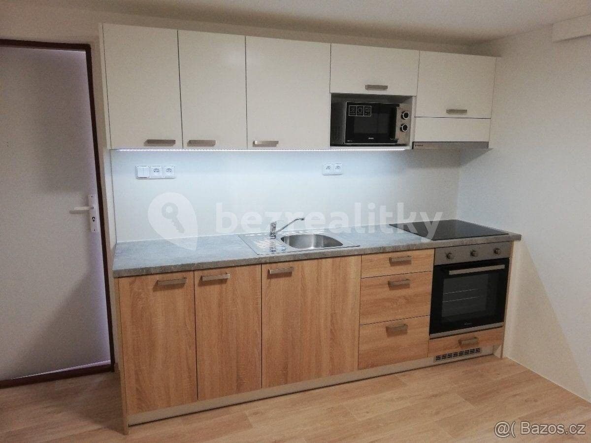 Prenájom bytu 1-izbový 40 m², Stráň, Luhačovice, Zlínský kraj Prenájom bytu 1-izbový 40 m², Stráň, Luhačovice, Zlínský kraj