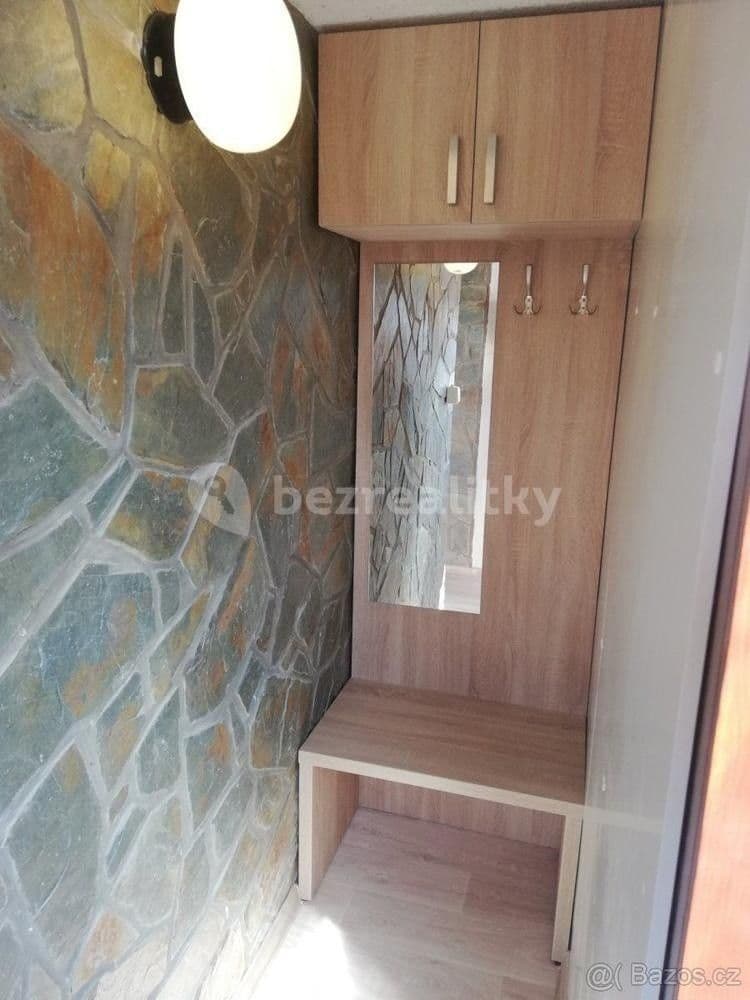 Prenájom bytu 1-izbový 40 m², Stráň, Luhačovice, Zlínský kraj Prenájom bytu 1-izbový 40 m², Stráň, Luhačovice, Zlínský kraj
