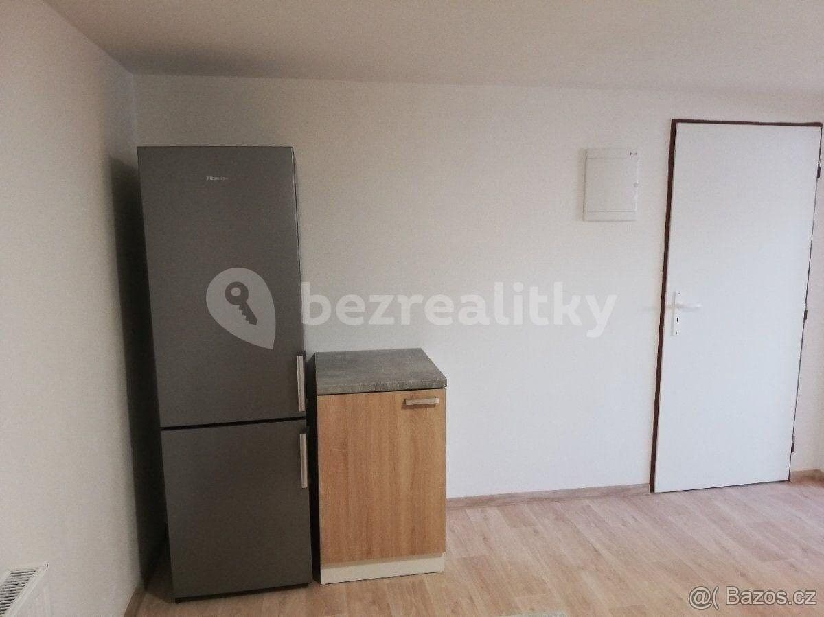 Prenájom bytu 1-izbový 40 m², Stráň, Luhačovice, Zlínský kraj Prenájom bytu 1-izbový 40 m², Stráň, Luhačovice, Zlínský kraj