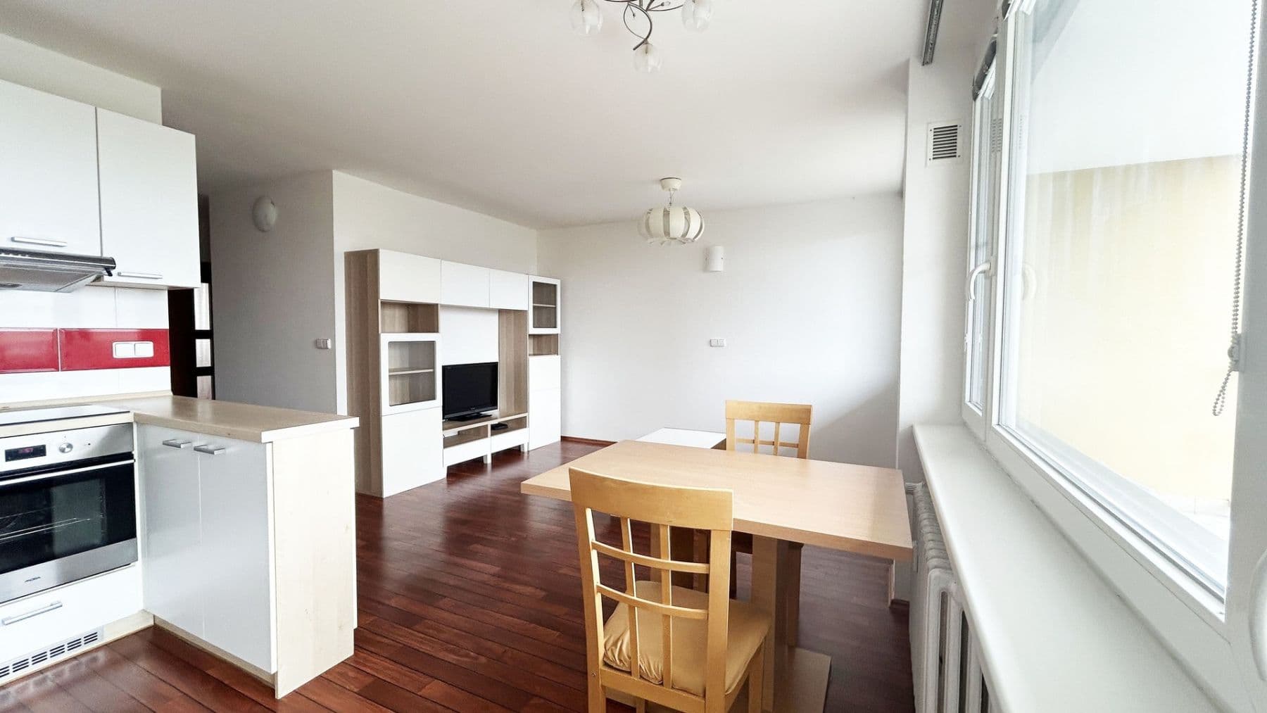 Prenájom bytu 3-izbový 66 m², Katovická, Praha, Praha Prenájom bytu 3-izbový 66 m², Katovická, Praha, Praha