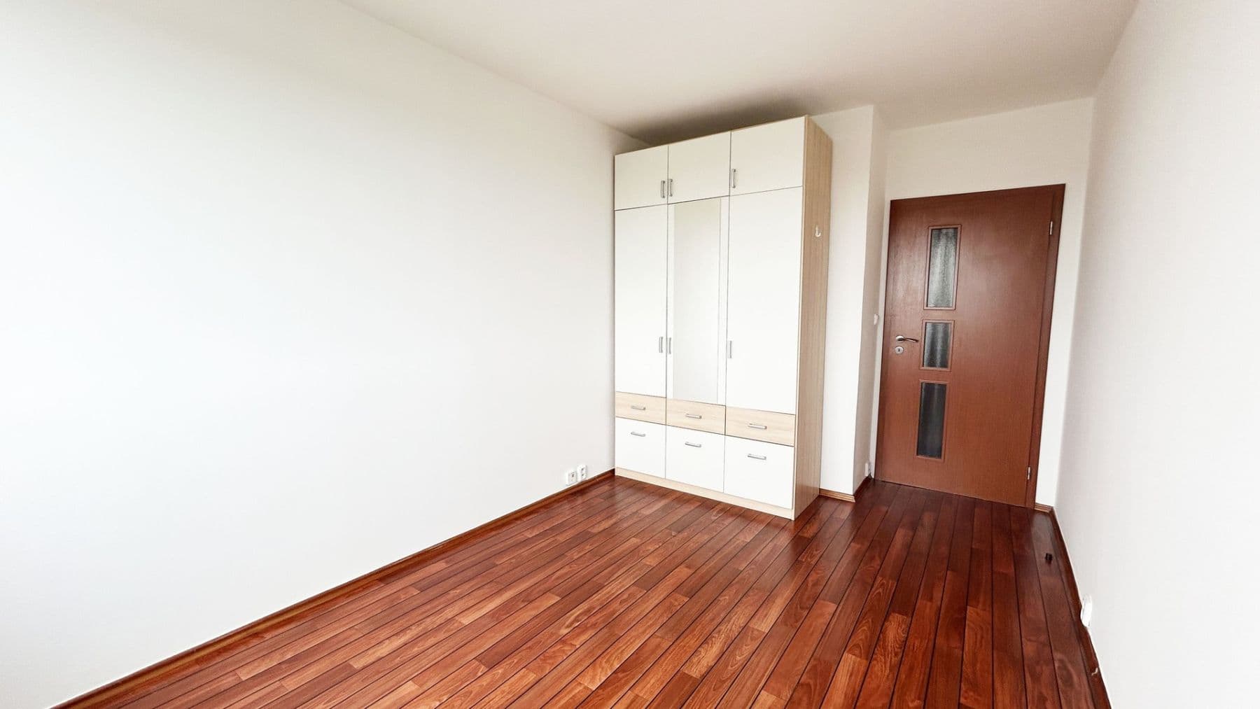 Prenájom bytu 3-izbový 66 m², Katovická, Praha, Praha Prenájom bytu 3-izbový 66 m², Katovická, Praha, Praha