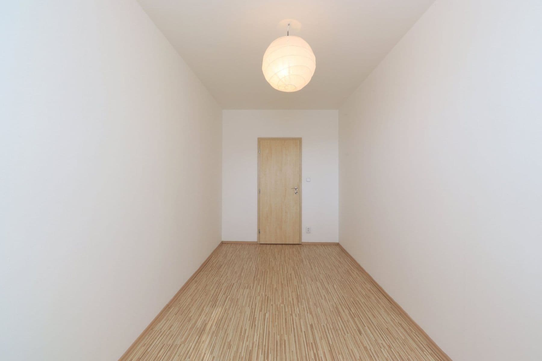 Prenájom bytu 3-izbový 70 m², Benkova, Praha, Praha Prenájom bytu 3-izbový 70 m², Benkova, Praha, Praha