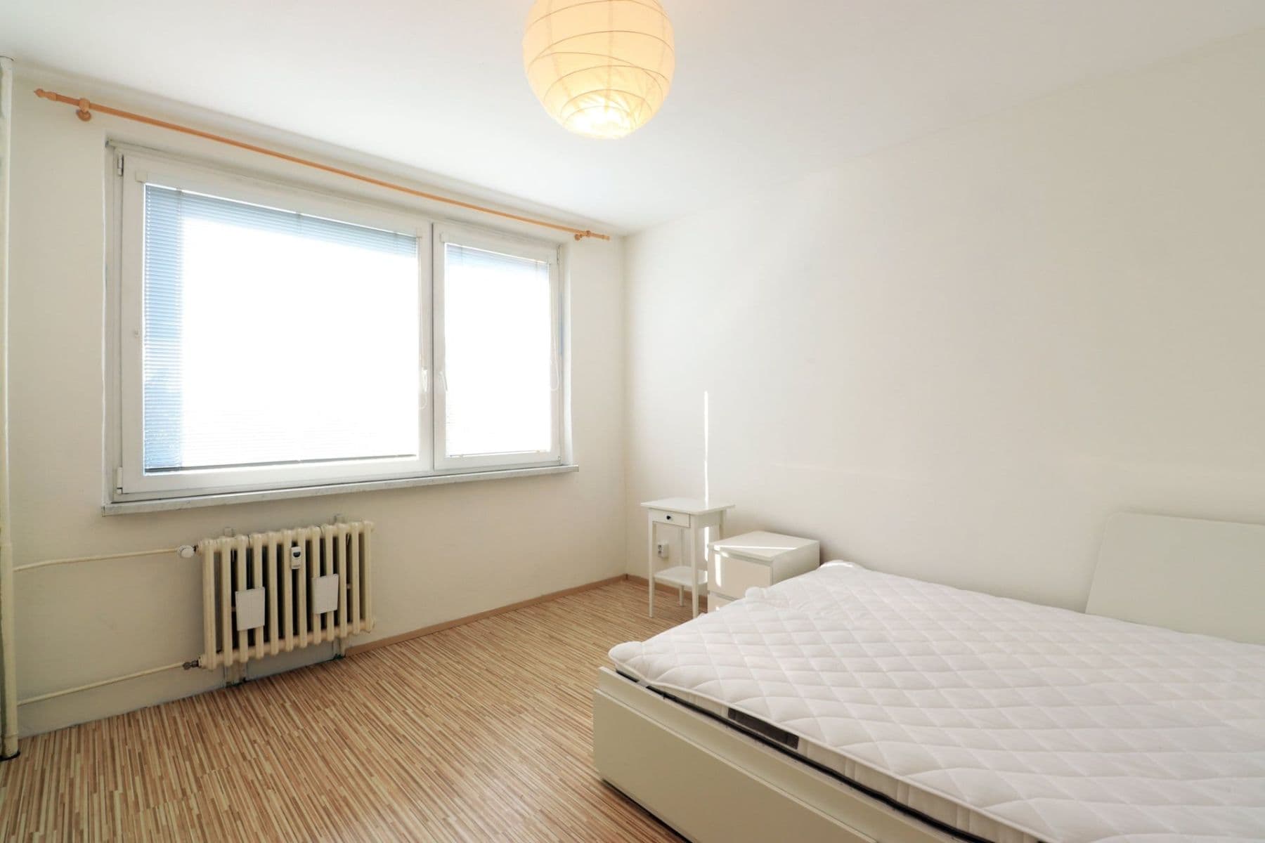 Prenájom bytu 3-izbový 70 m², Benkova, Praha, Praha Prenájom bytu 3-izbový 70 m², Benkova, Praha, Praha