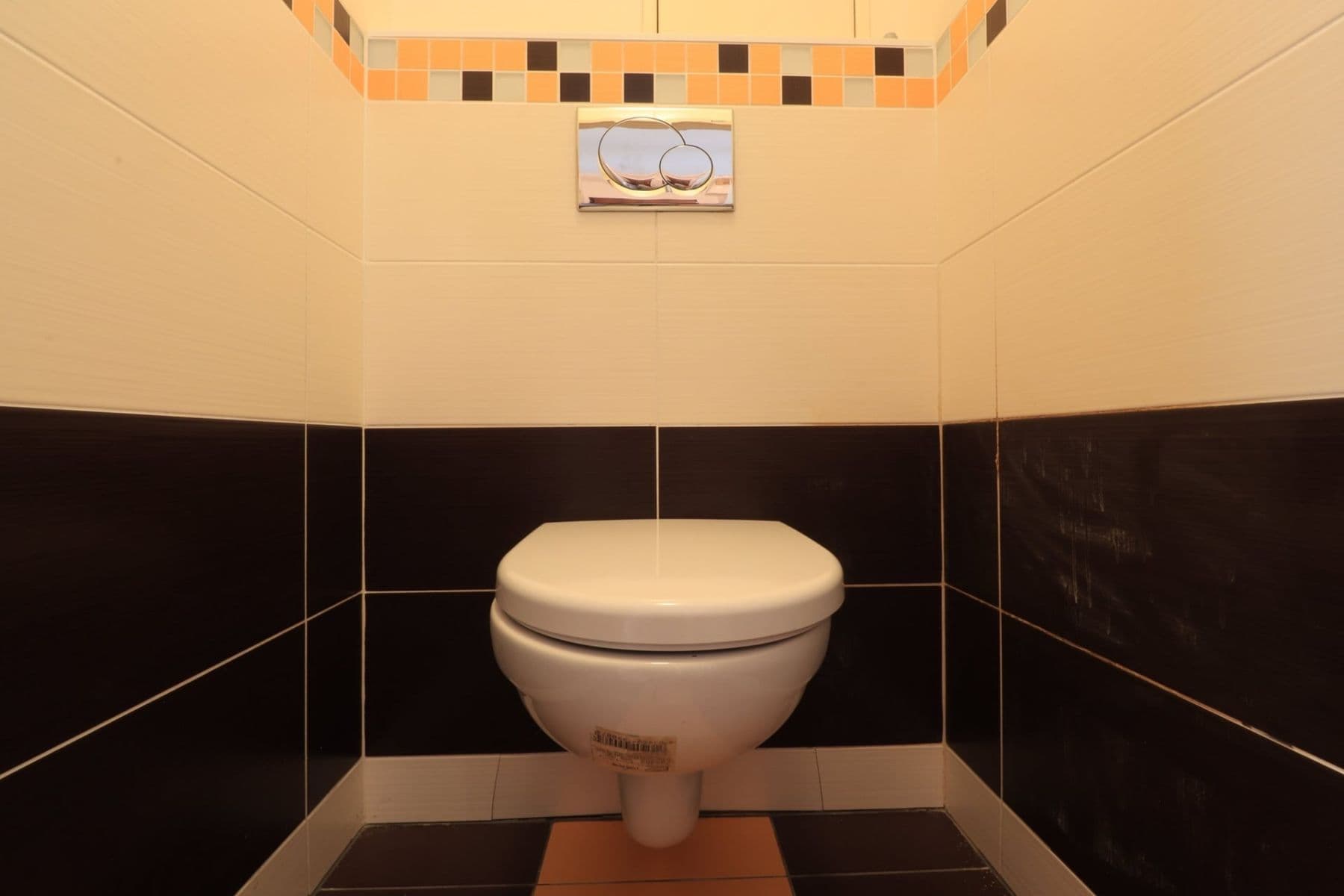 Prenájom bytu 3-izbový 70 m², Benkova, Praha, Praha Prenájom bytu 3-izbový 70 m², Benkova, Praha, Praha
