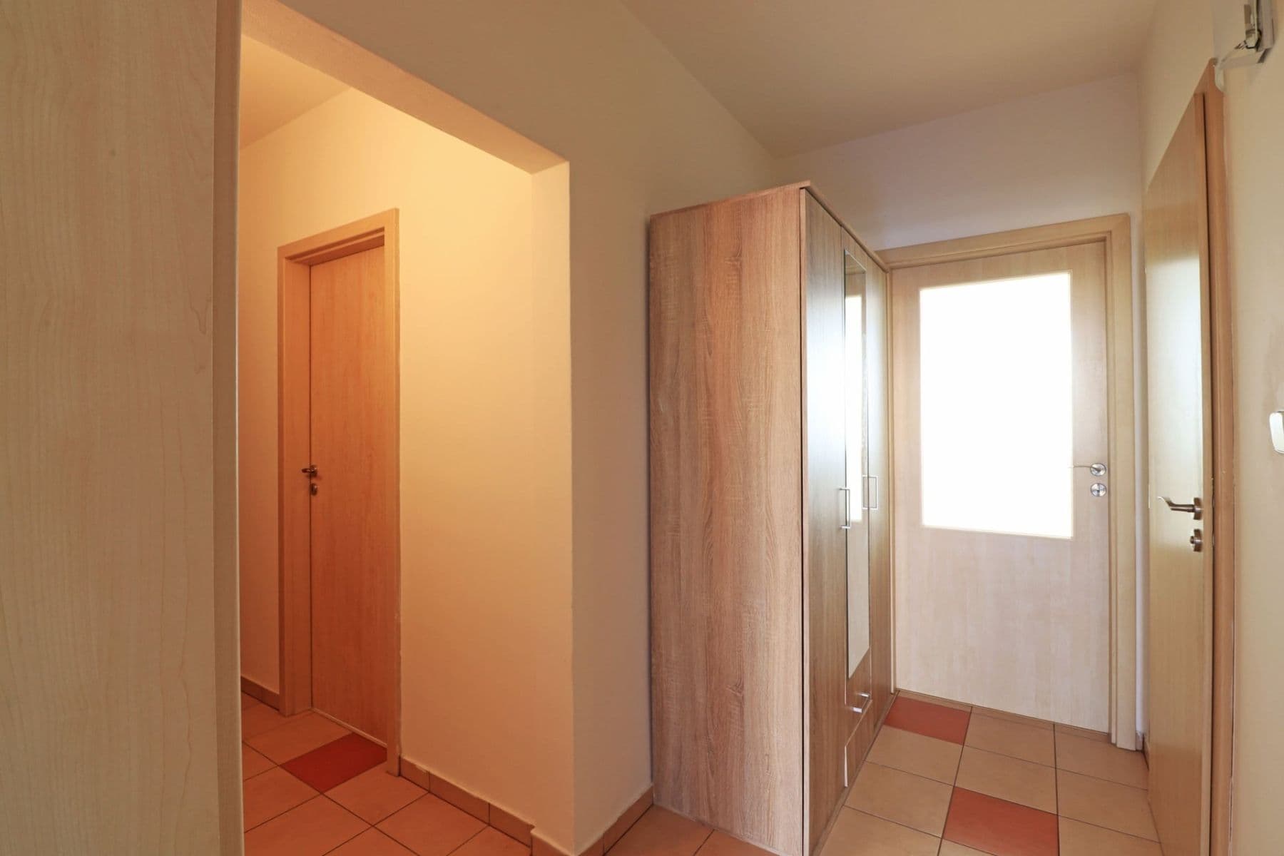 Prenájom bytu 3-izbový 70 m², Benkova, Praha, Praha Prenájom bytu 3-izbový 70 m², Benkova, Praha, Praha