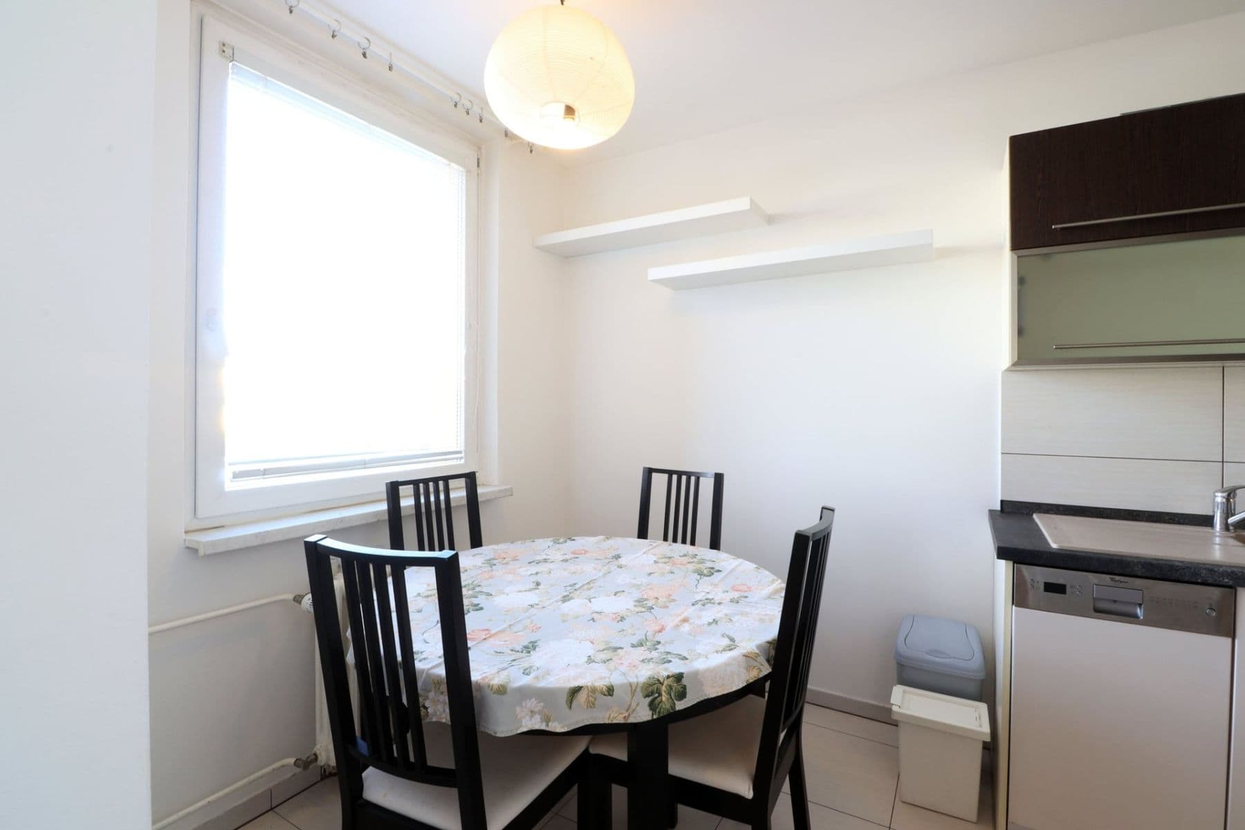 Prenájom bytu 3-izbový 70 m², Benkova, Praha, Praha Prenájom bytu 3-izbový 70 m², Benkova, Praha, Praha